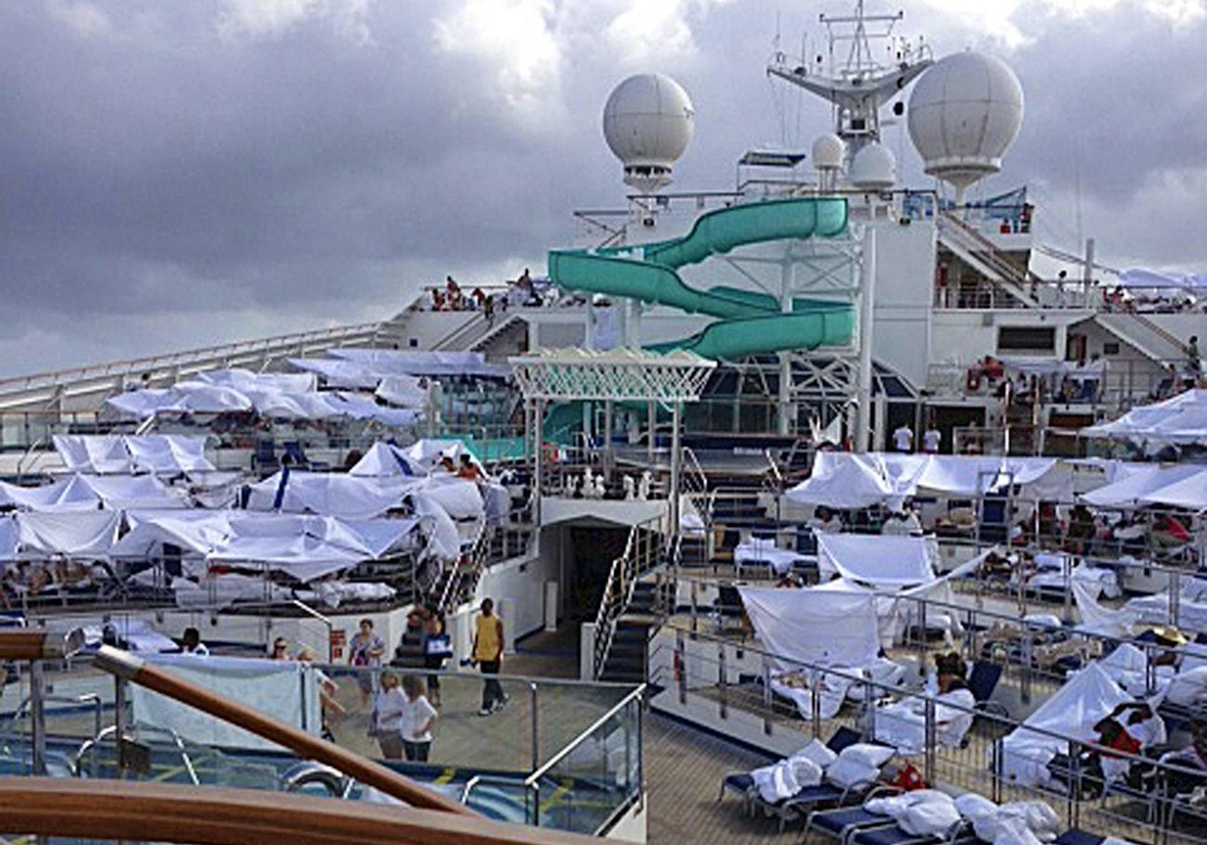 10 febbraio 2013, sul ponte della Carnival Triumph.