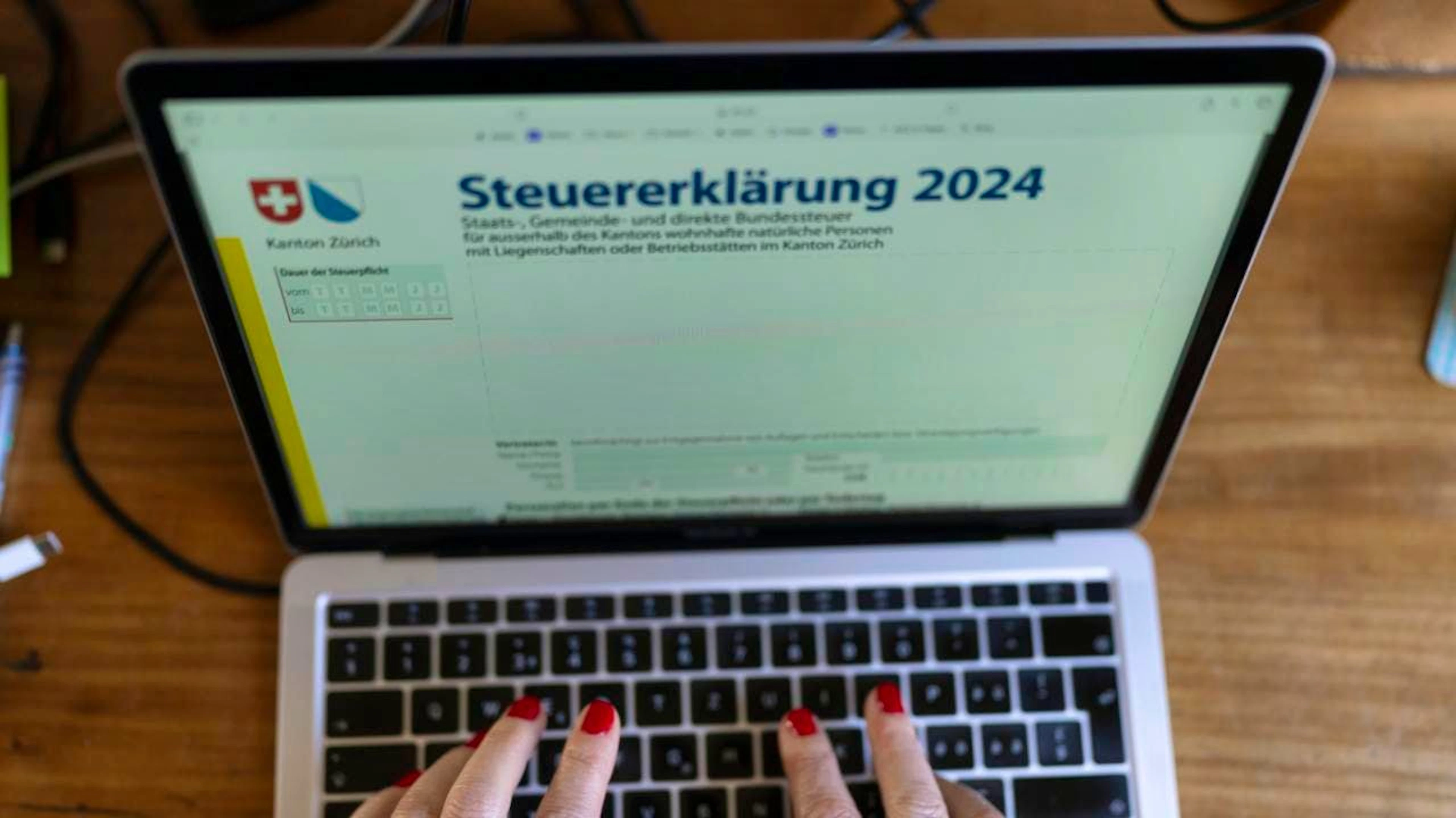Die Individualbesteuerung führt laut einer Allianz aus Vertretenden der Mitte, der SVP, der EVP und der EDU nicht zu besserer Gleichstellung. (Archivbild)