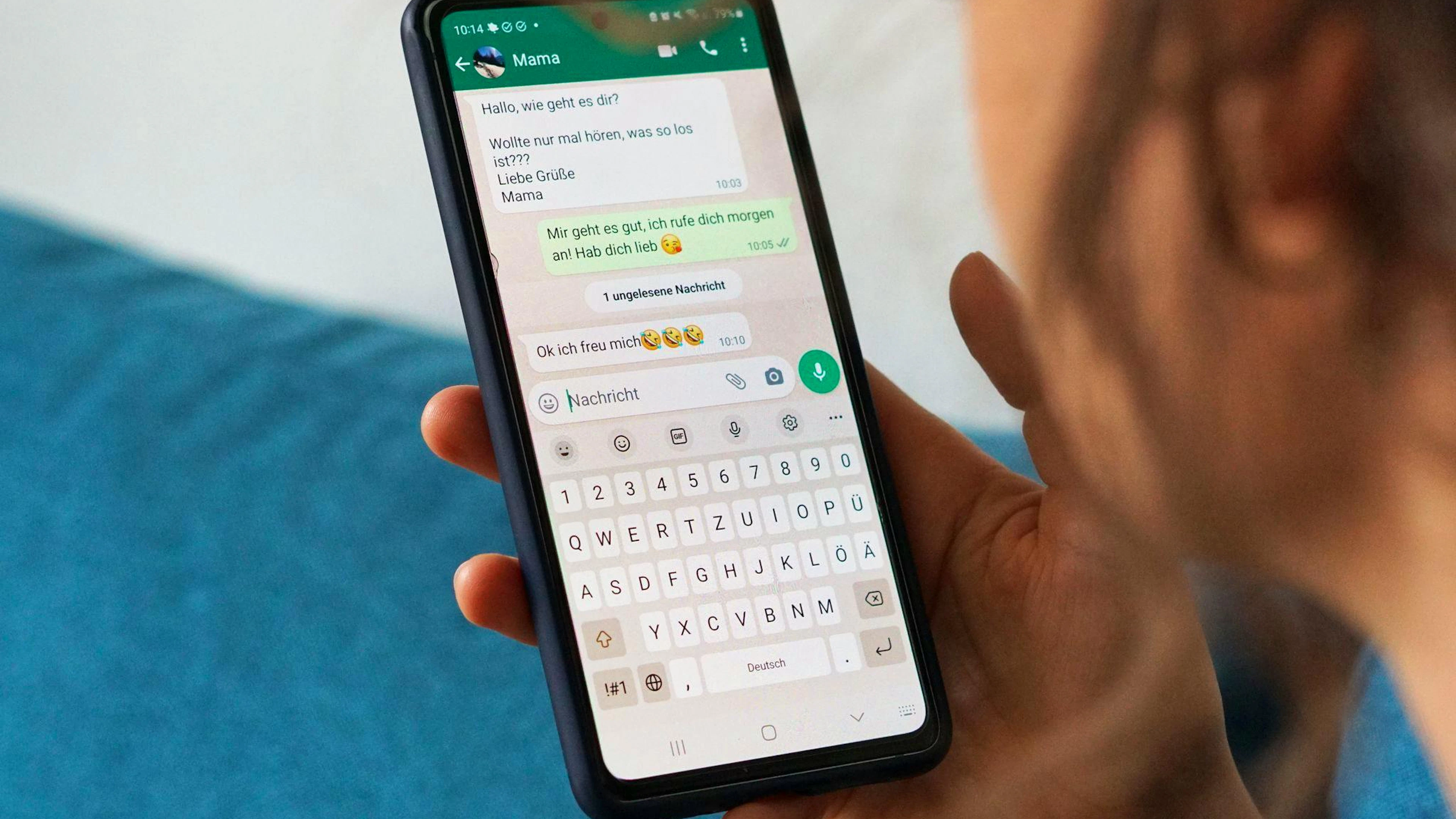 WhatsApp testet eine Lockerung seiner Datenschutz-Bestimmungen bei Statusmeldungen.