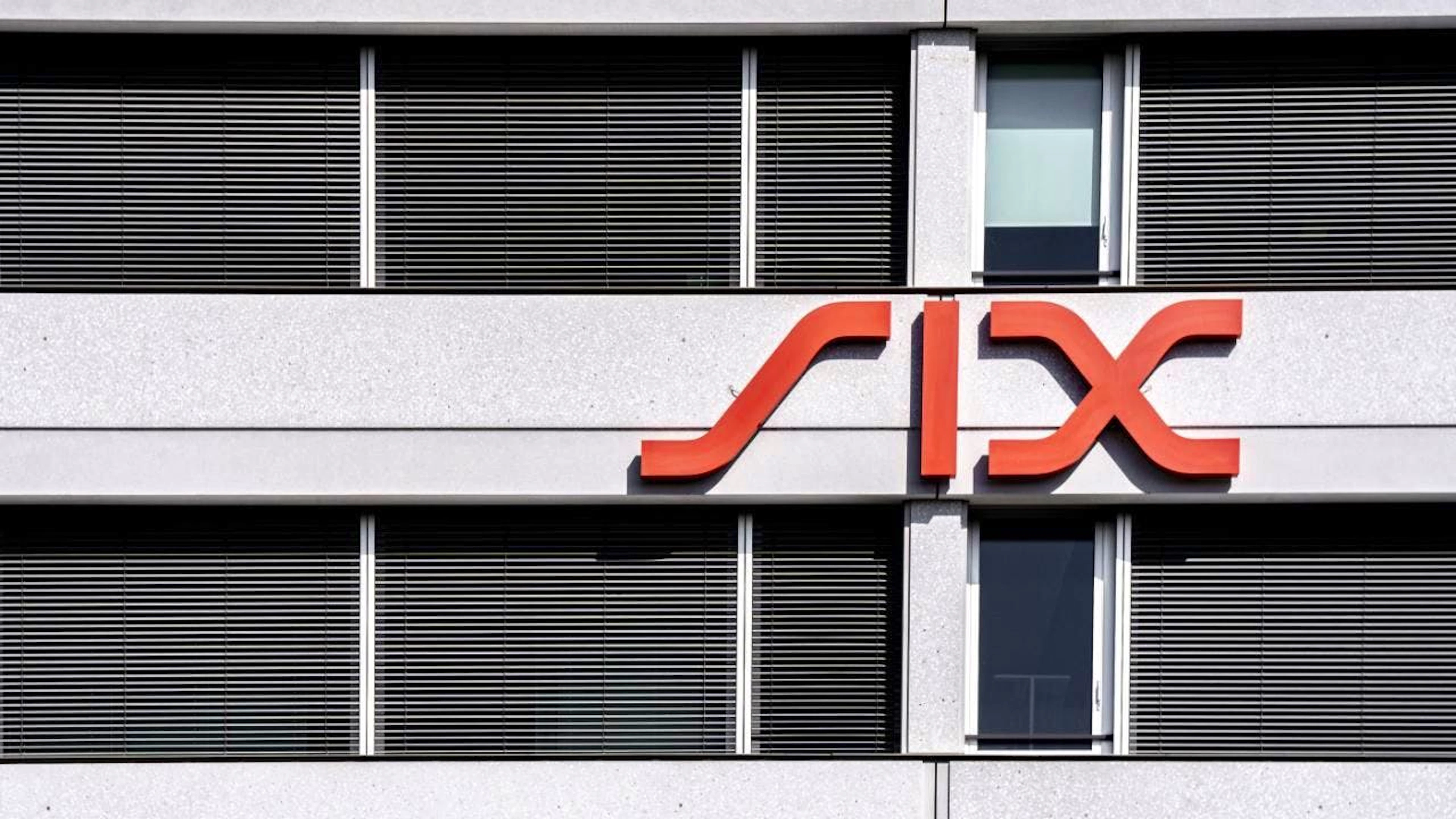 Giornata non particolarmente esaltante per la Borsa svizzera.