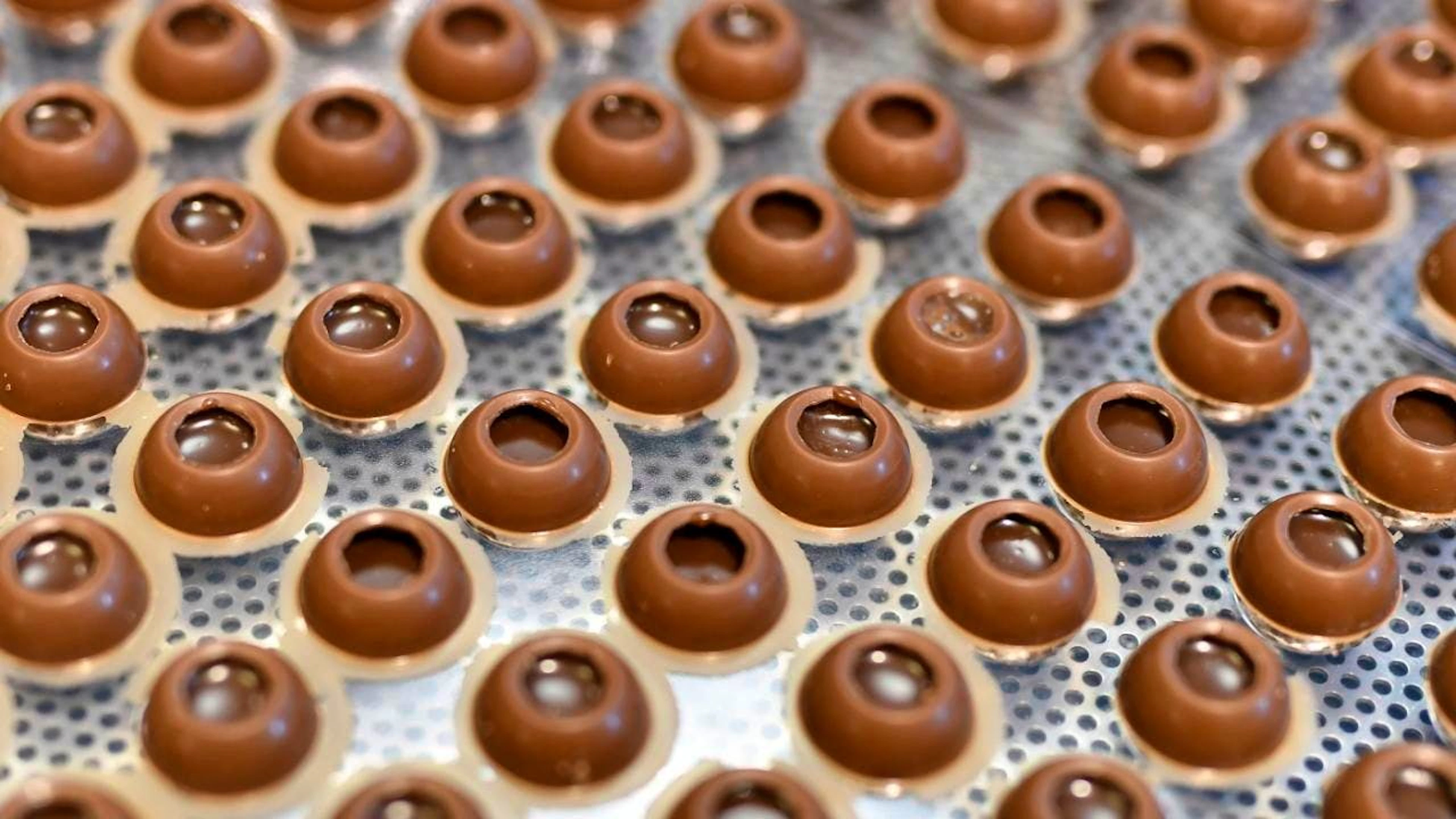Der Schokoladenproduzent Barry Callebaut hat markant weniger umgesetzt und die Erwartungen damit klar verfehlt. (Symbolbild)