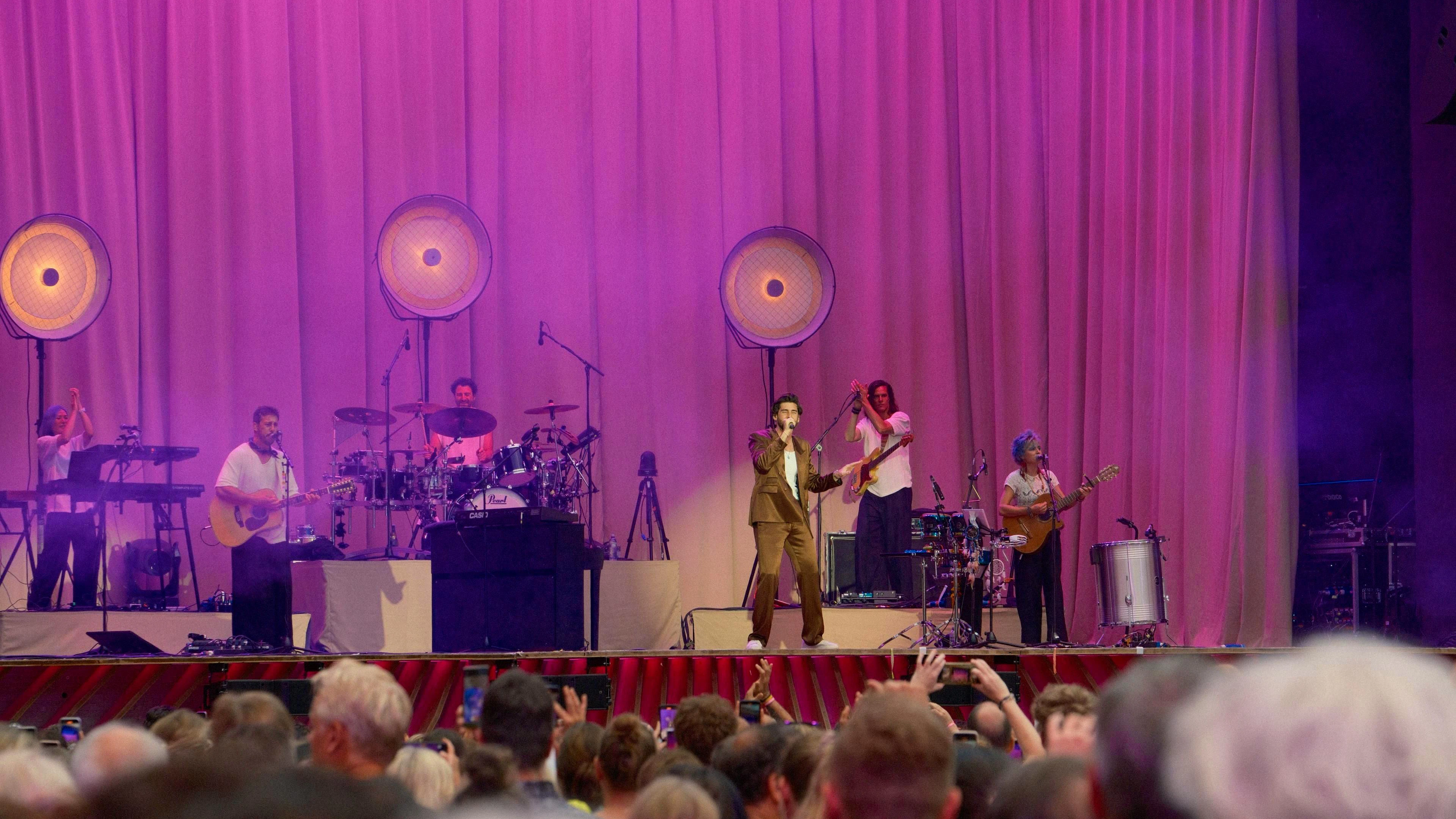 Beweist auf der Piazza Grande sein Entertainment-Talent: Alvaro Soler. 