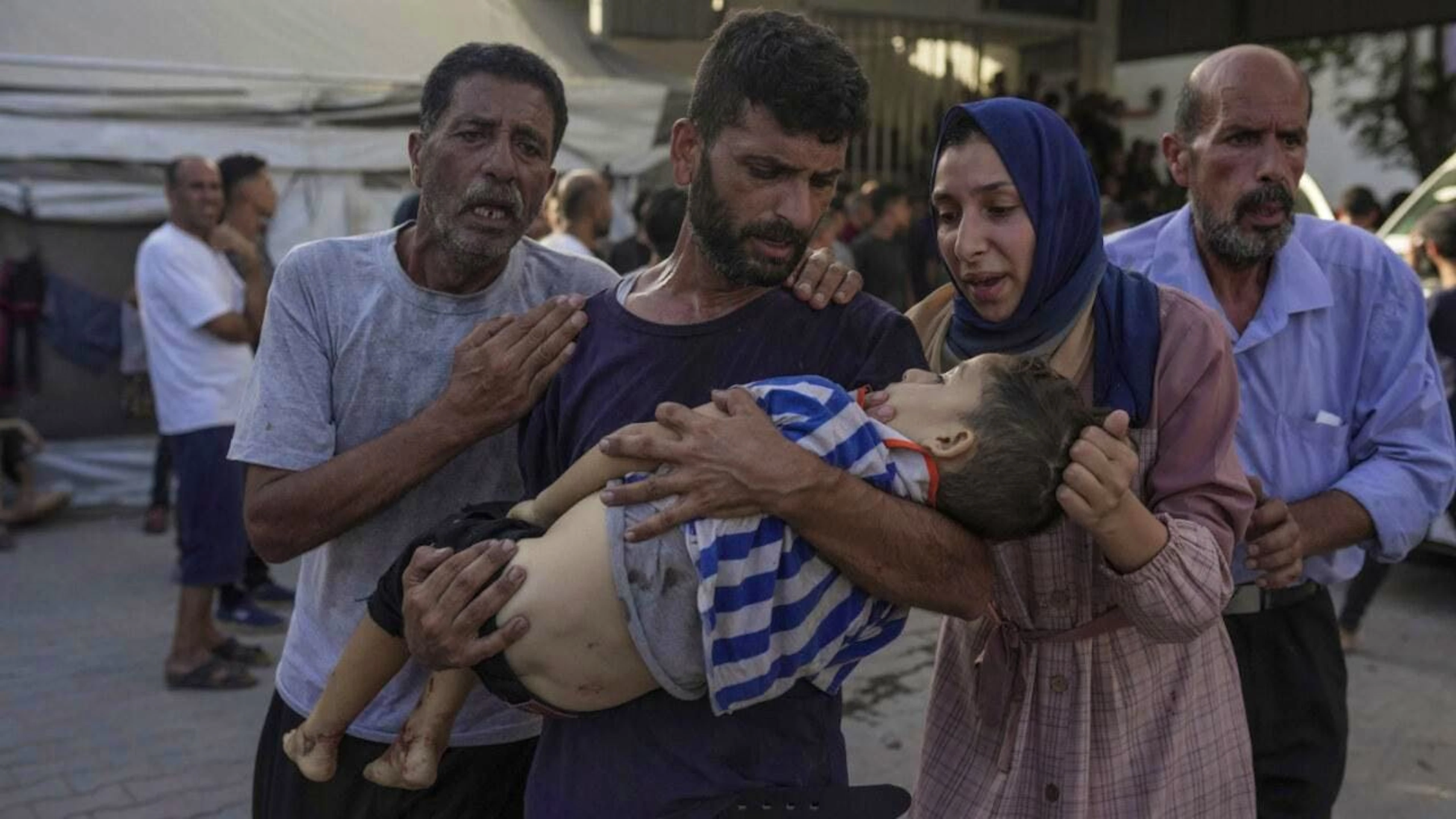 A Gaza si continua a morire.