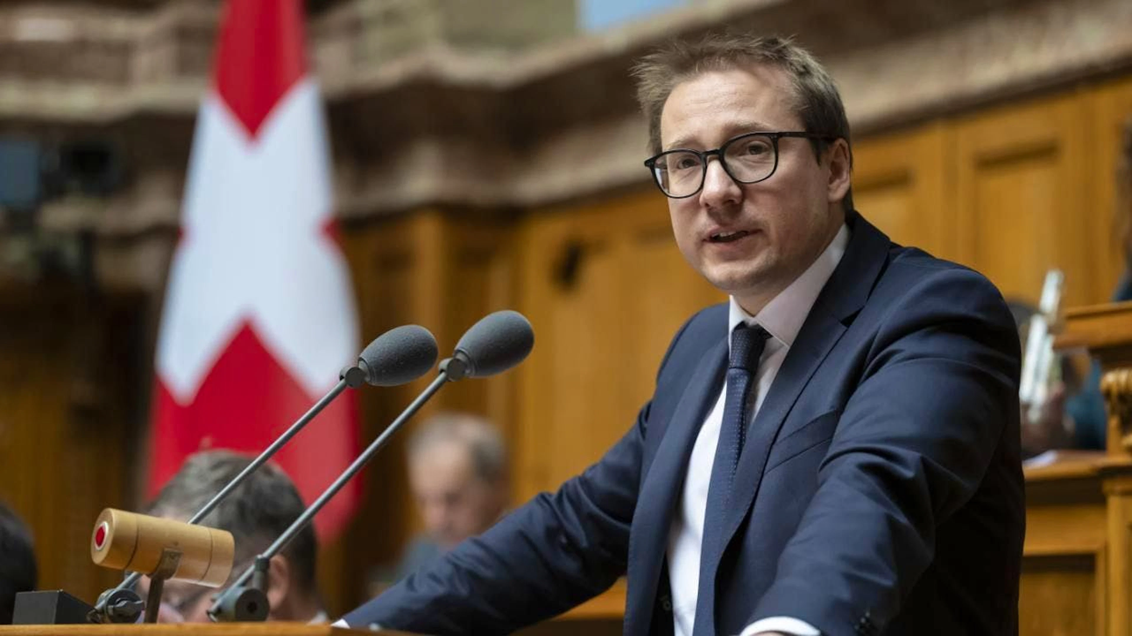 Le conseiller national Philippe Nantermod (PLR/VS) ne veut pas de système de faillite pour les personnes surendettées (archives).
