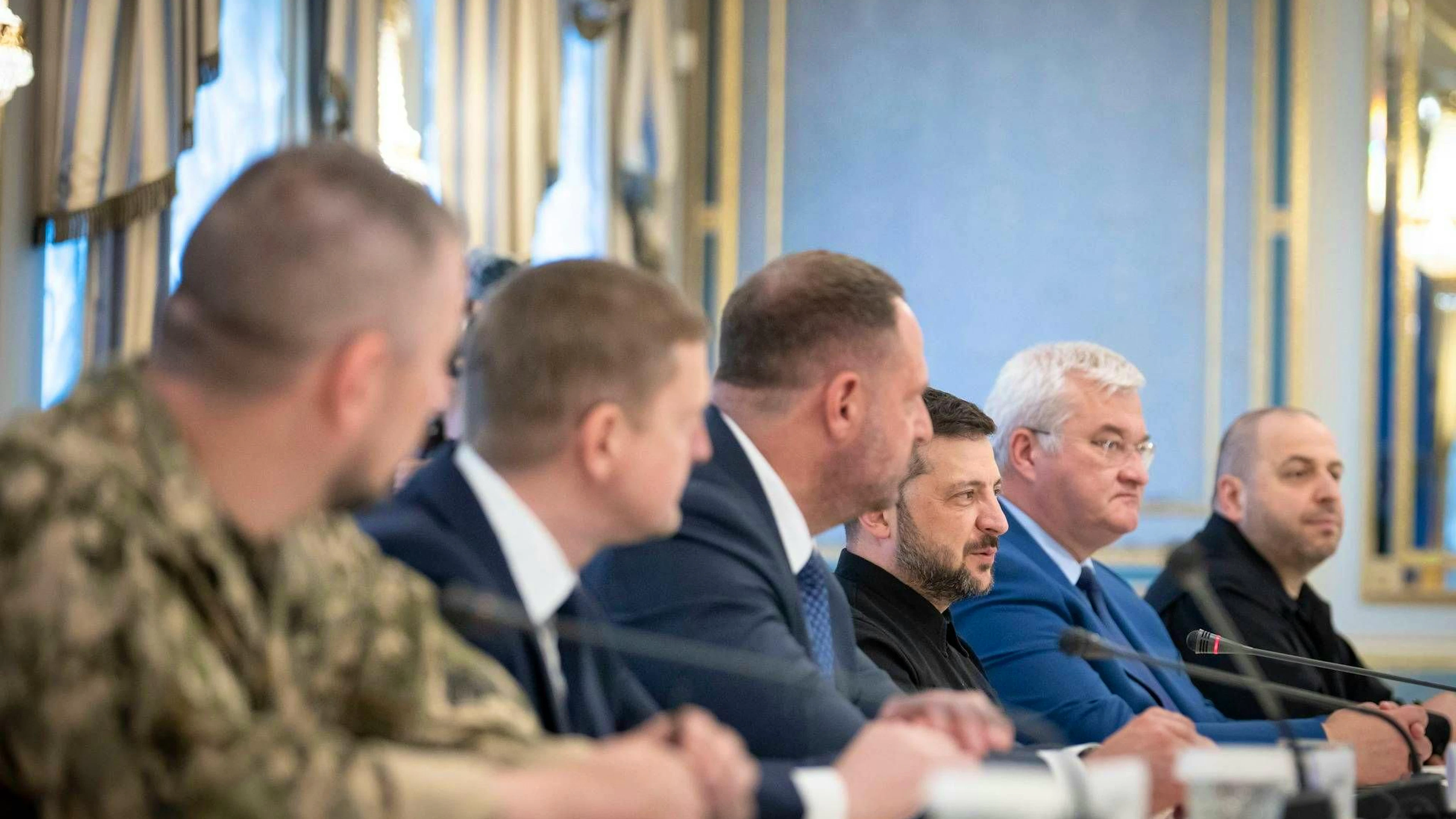 Les choix de M. Zelensky devraient, sauf surprise, être entérinés par le Parlement ukrainien, qui s'est largement uni derrière lui depuis le déclenchement en février 2022 de l'invasion russe (archive).