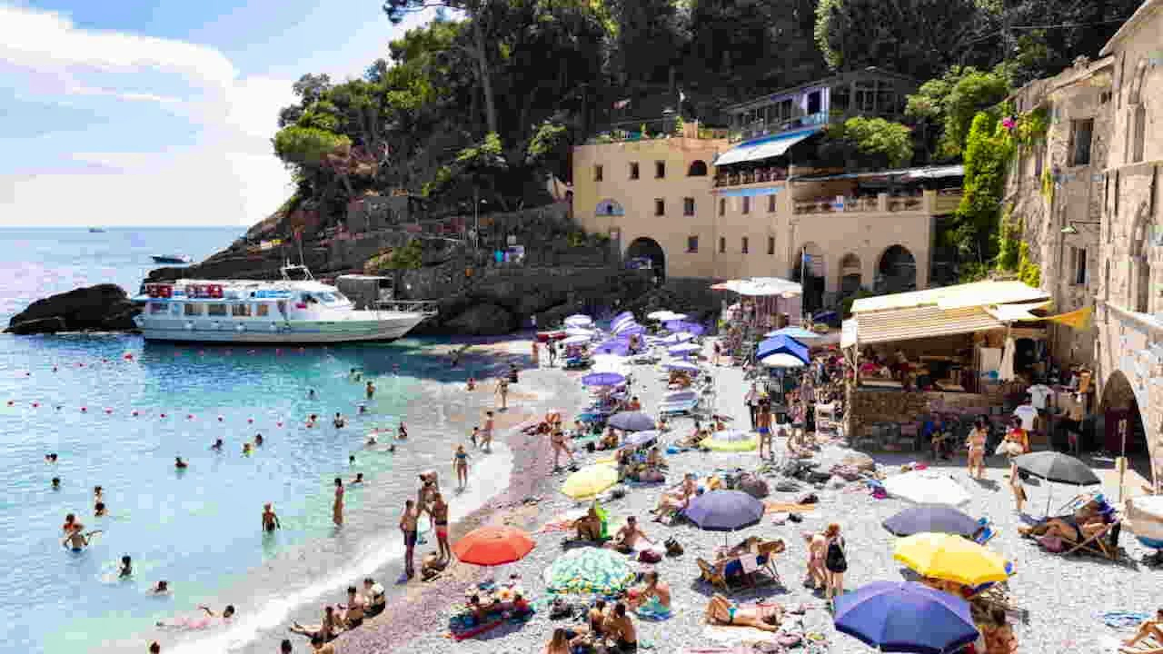 ARCHIV - Blick auf die Bucht San Fruttuoso in Portofino. Foto: Marta Carenzi/Zuma Press/dpa/Archivbild