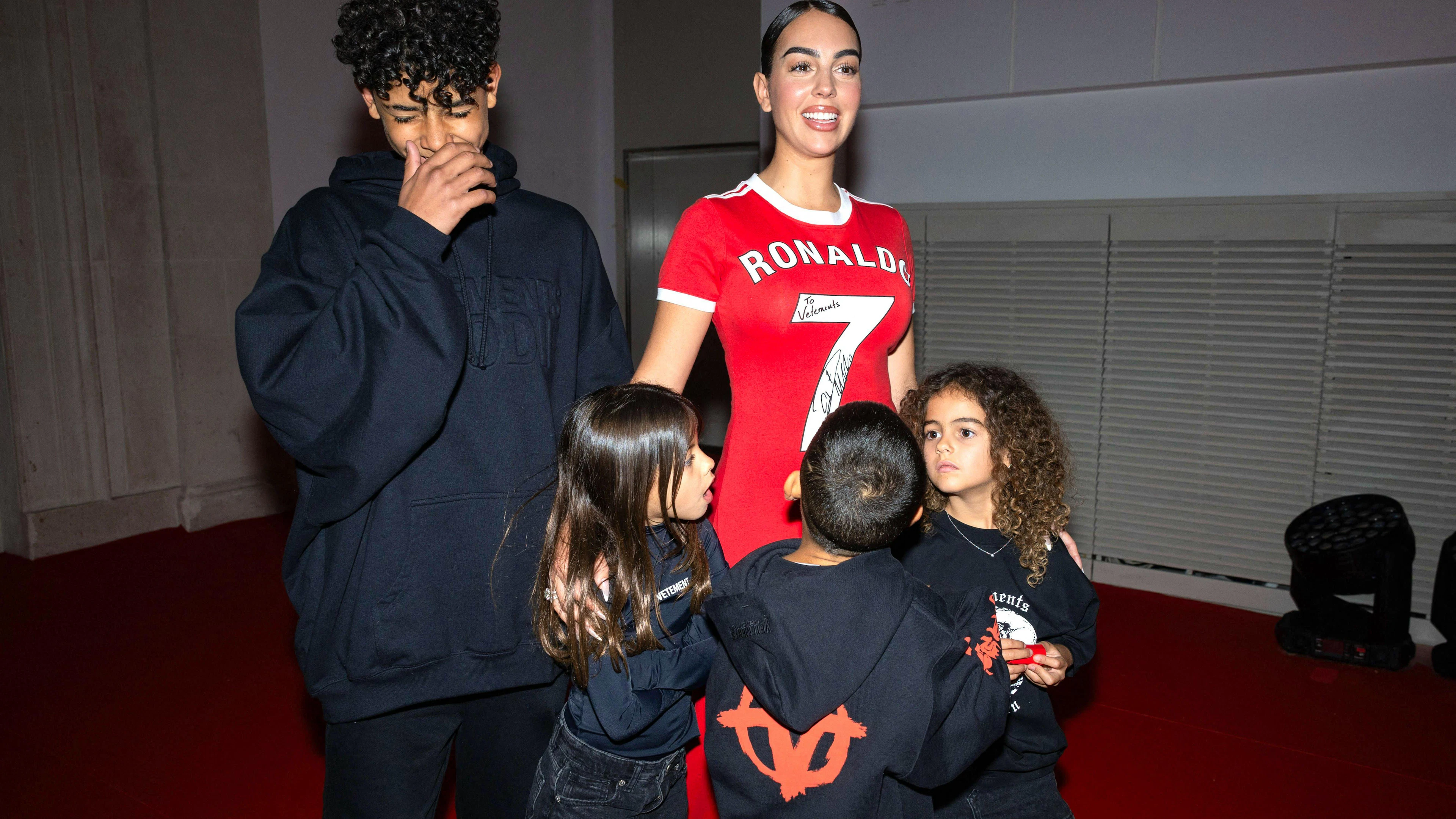 Georgina Rodriguez e famiglia.