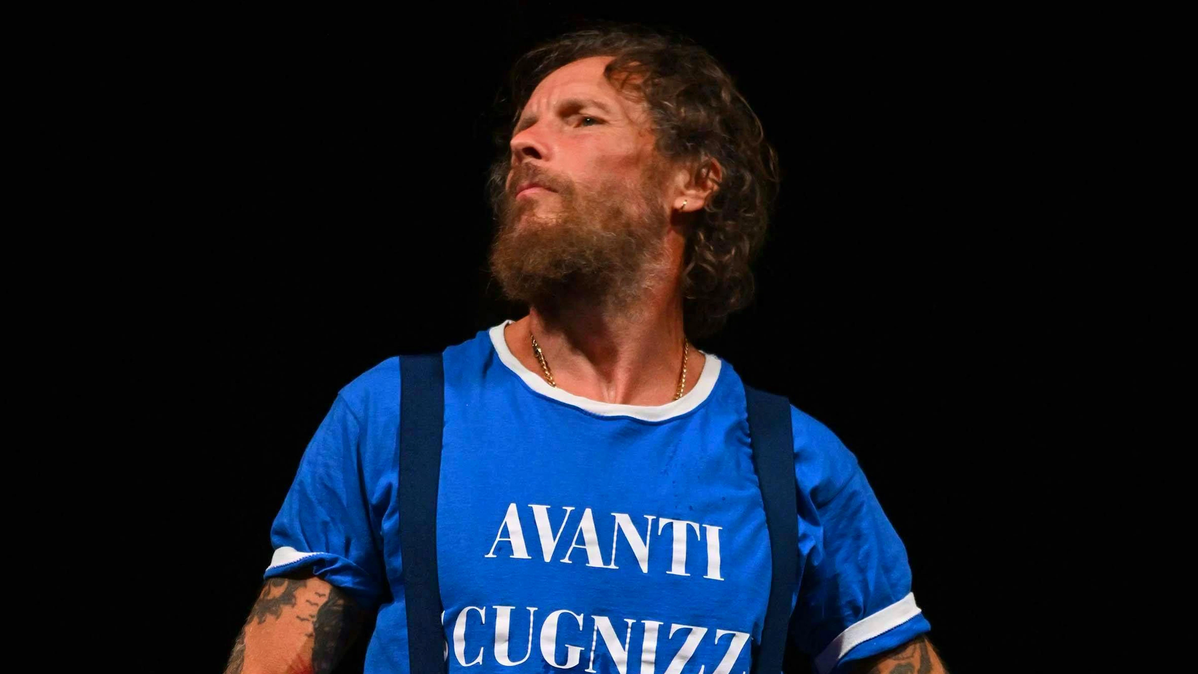 Jovanotti non molla.