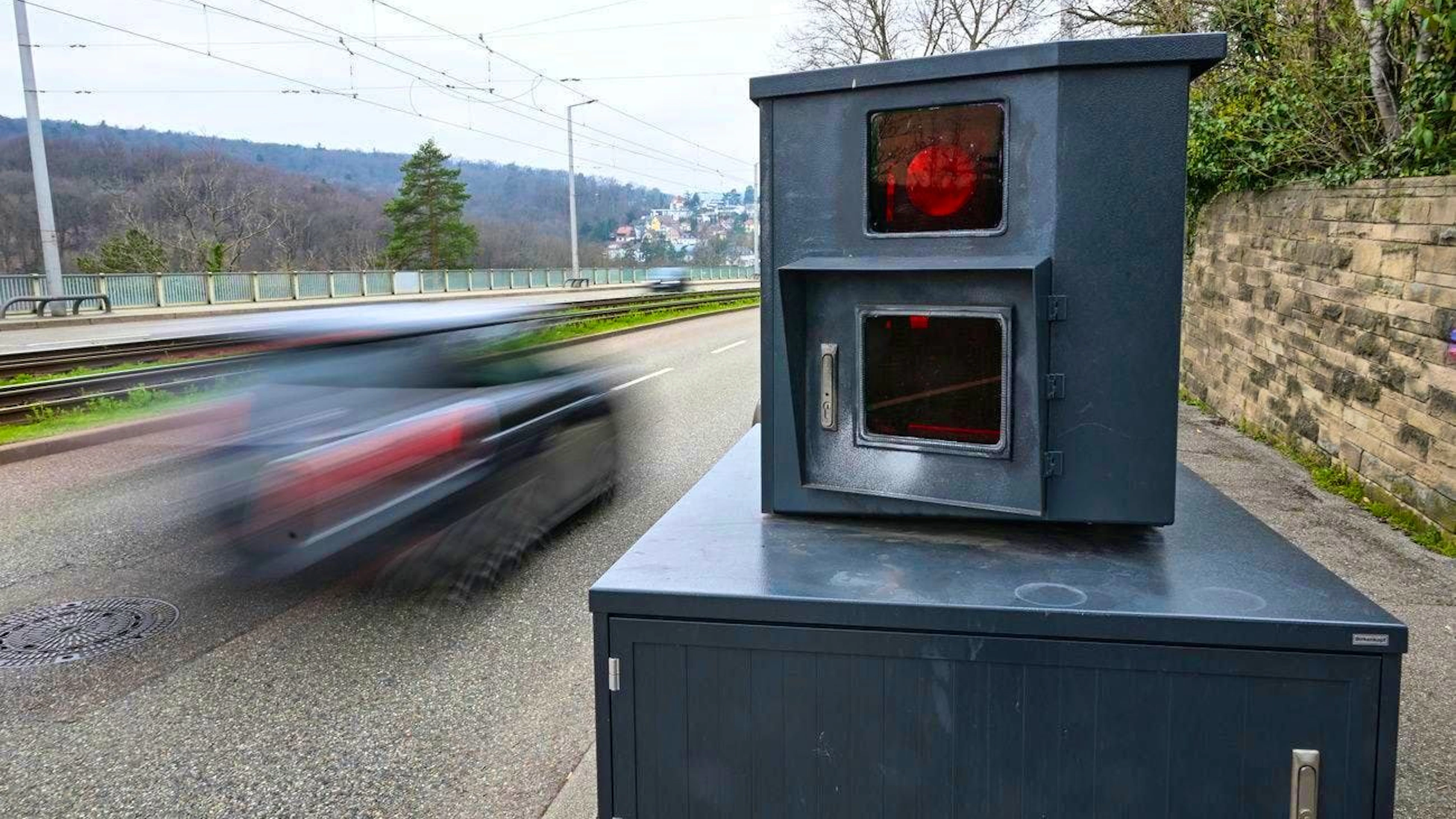 Un Français roule trop vite à Lausanne. Il doit maintenant payer.