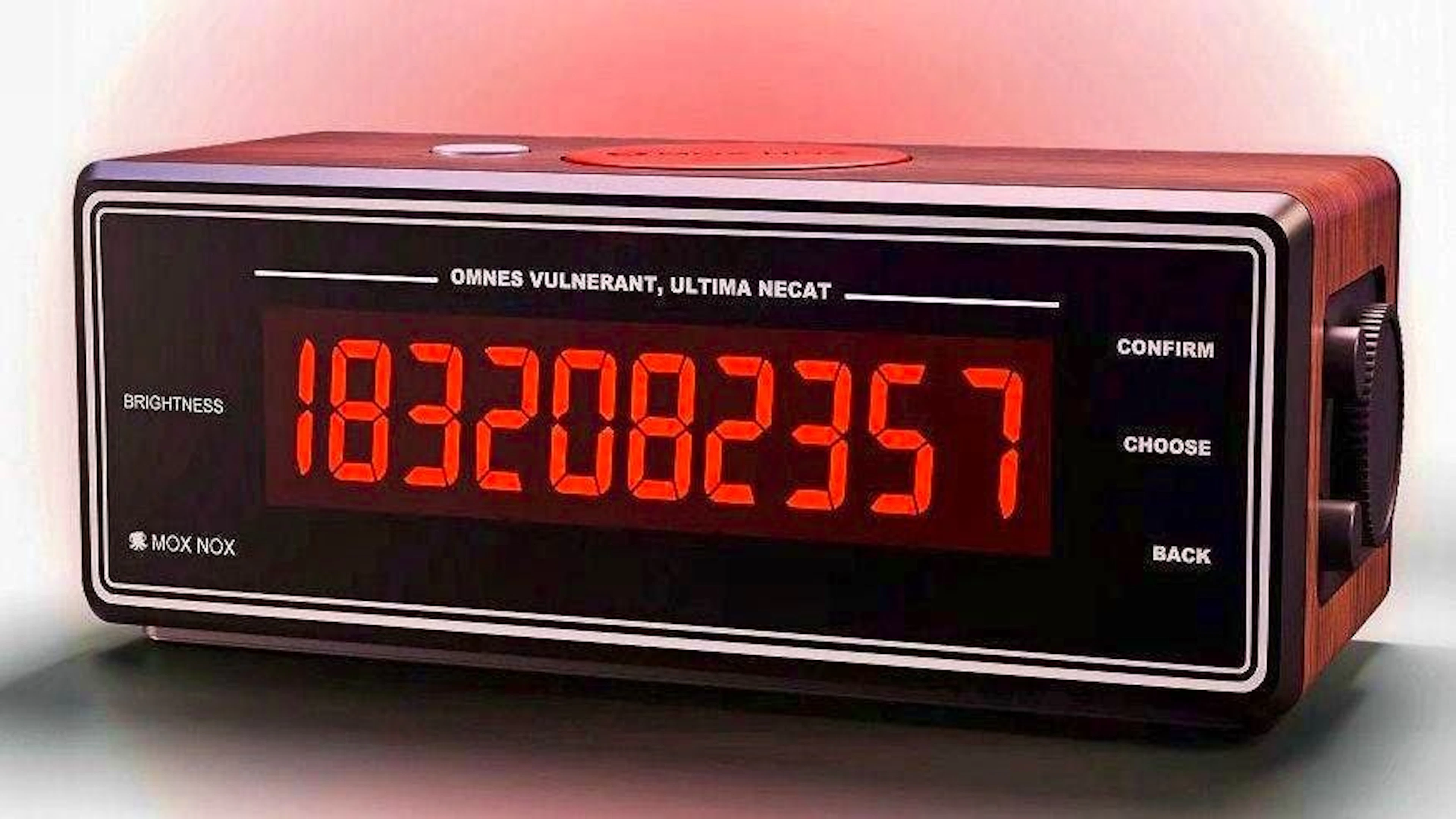 Questo dispositivo simile a una radiosveglia mostra il tempo che manca alla tua presunta morte.