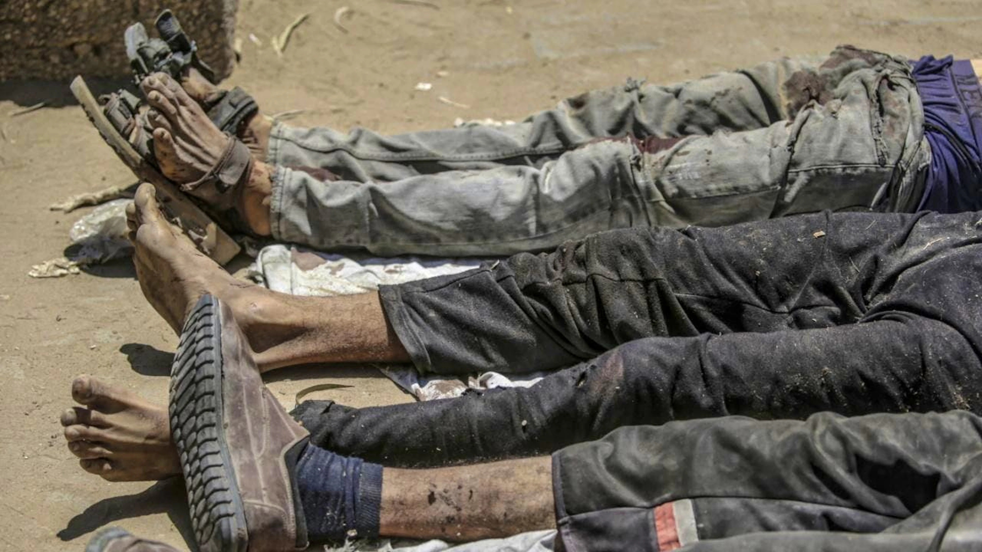 "Au 21 juillet, nous avons recensé 1054 personnes tuées à Gaza alors qu'elles tentaient d'obtenir de la nourriture; 766 ont été tuées à proximité des sites de la GHF et 288 à proximité des convois d'aide de l'ONU et autres ONG", a détaillé le Haut-Commissariat aux droits de l'homme.