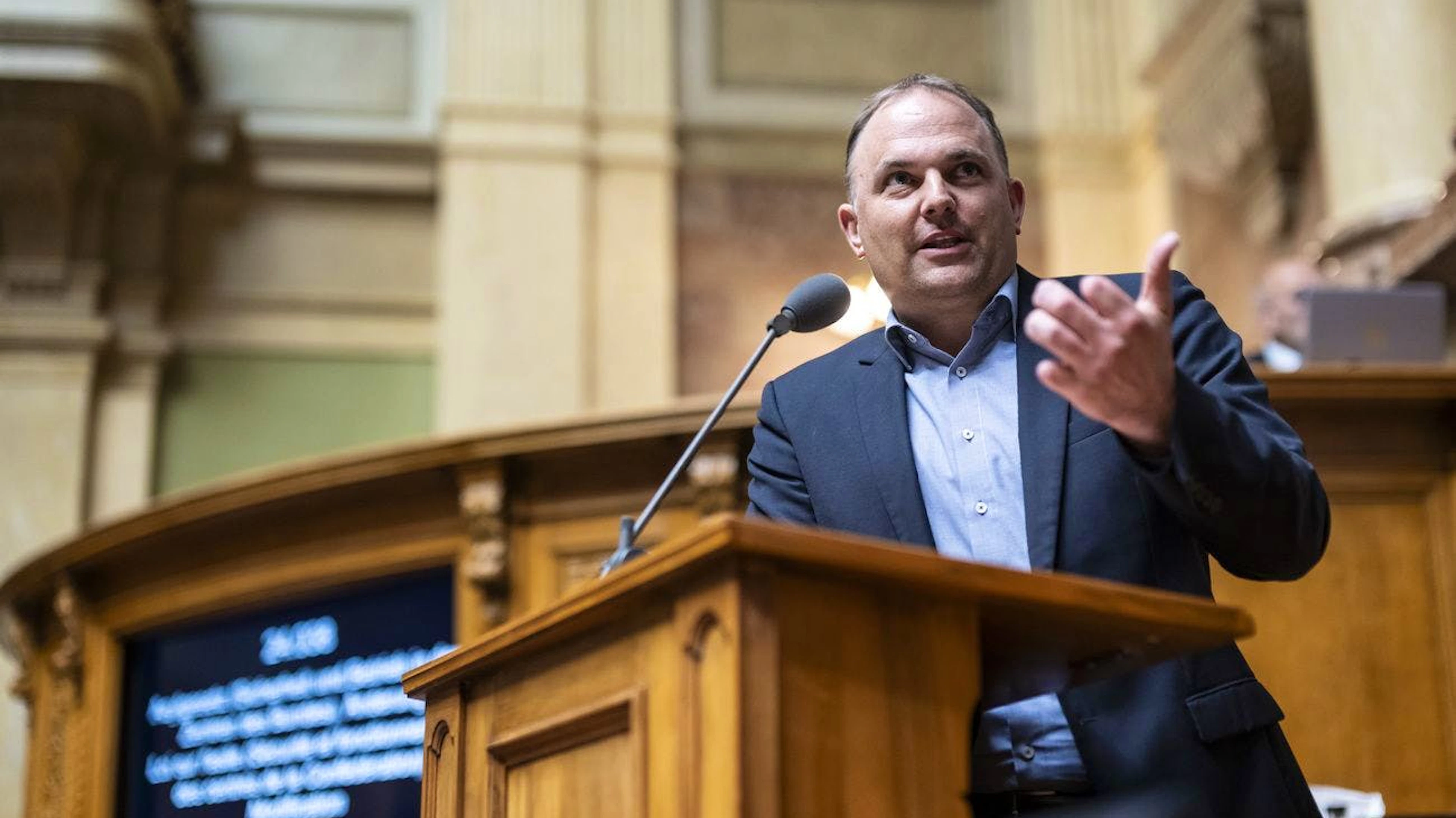 «Bern nehme ich als eine typische Beamtenstadt wahr. Ab 22 Uhr herrscht Totenstille und es läuft nichts mehr»: Marcel Dettling.