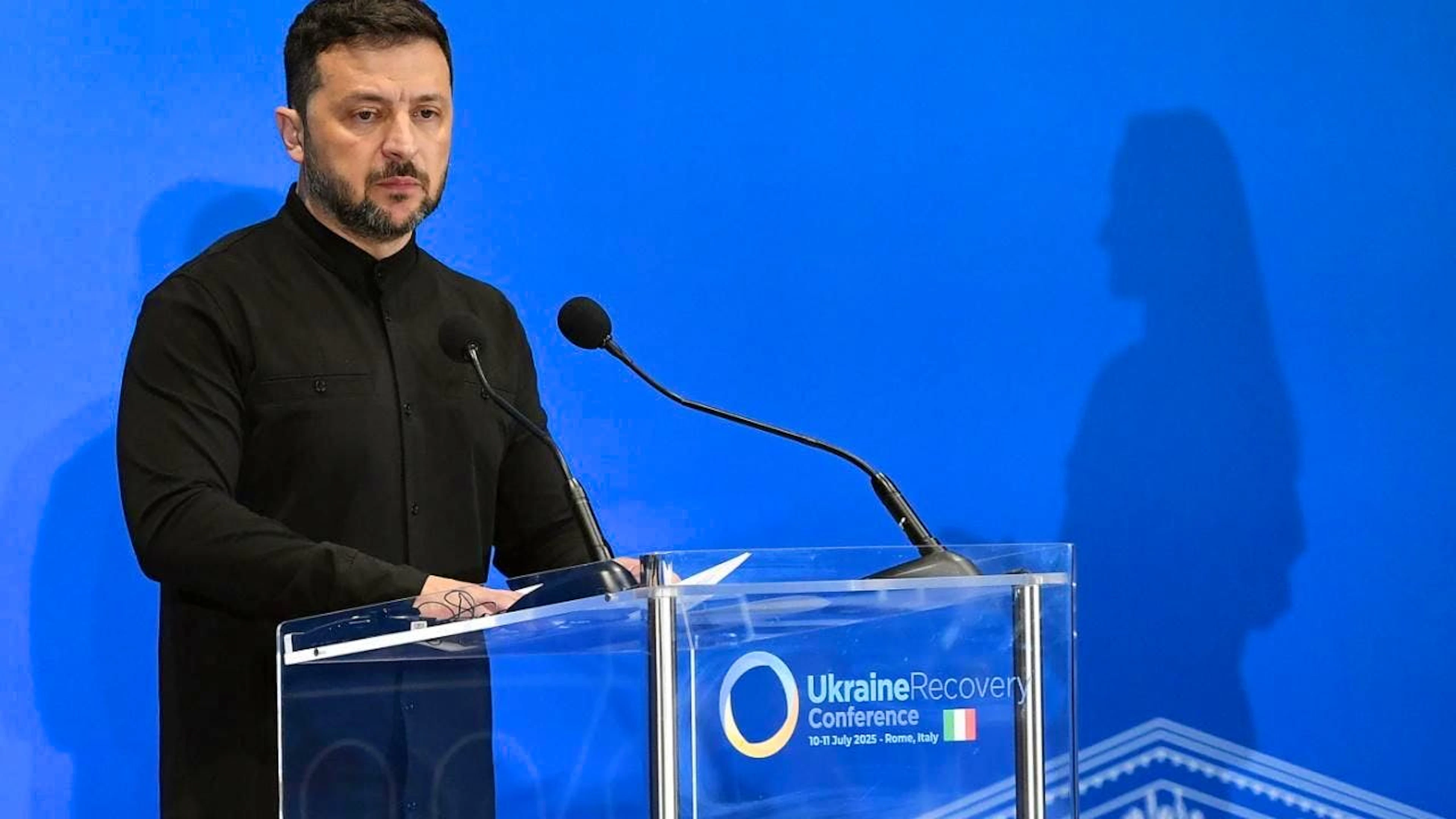 Le président ukrainien Volodymyr Zelensky a indiqué mardi s'attendre à discuter avec Moscou de nouveaux échanges et du rapatriement d'enfants ukrainiens emmenés en Russie. (archives).