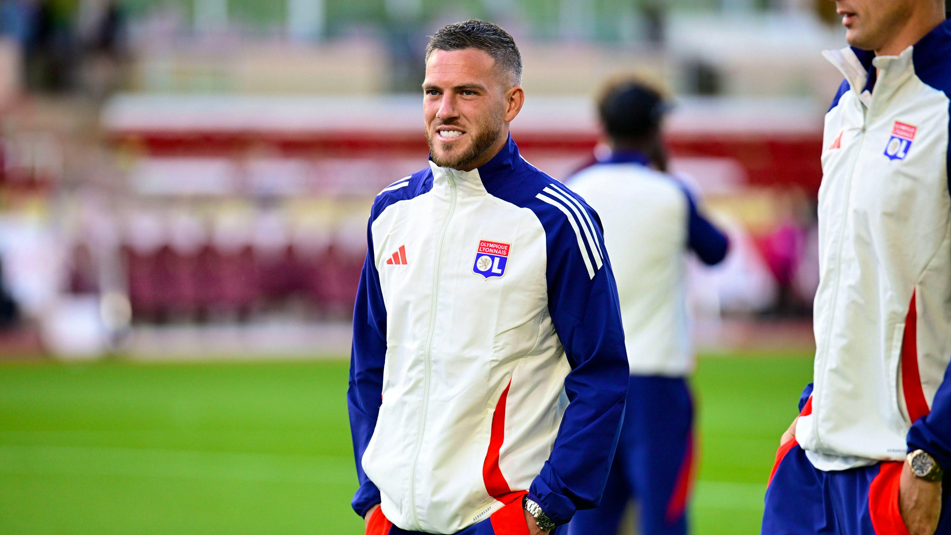 Lyon officialise le départ de Veretout au Qatar.
