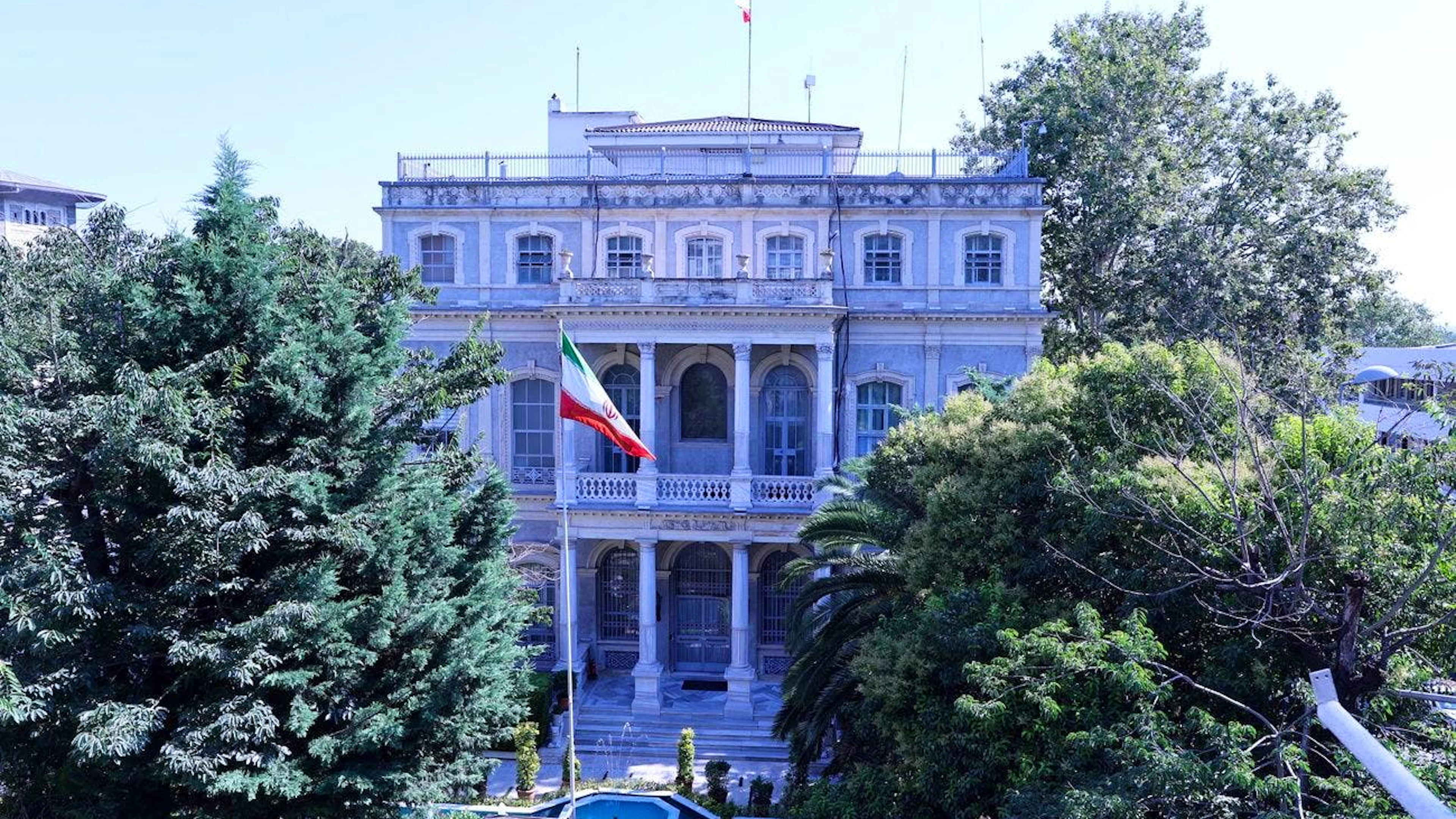 Le consulat iranien d’Istanbul, où se tiennent les discussions entre les délégations européenne et iranienne, le 25 juillet 2025.