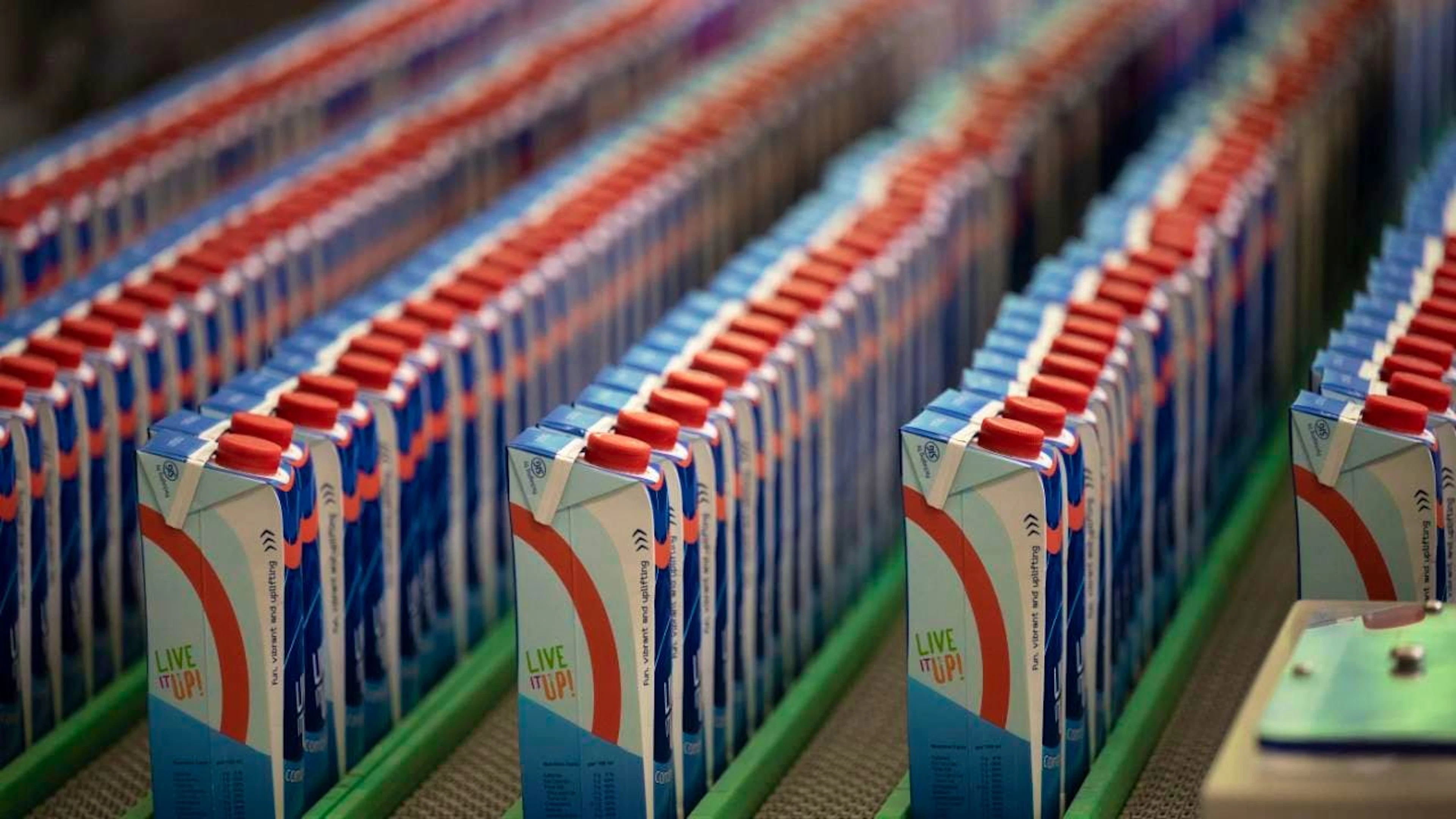 Der Verpackungsspezialist SIG leidet derzeit unter gedämpften Marktbedingungen. (Archivbild)
