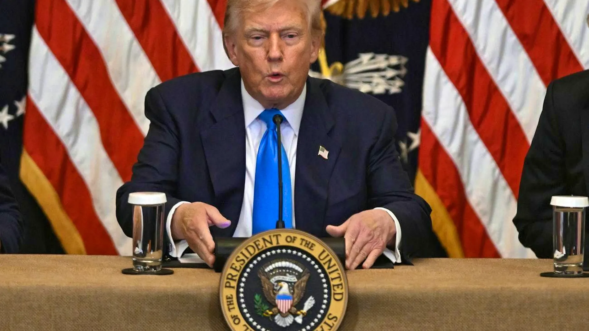Tariff hammer threatens Switzerland: Why doesn't Trump send us a letter?