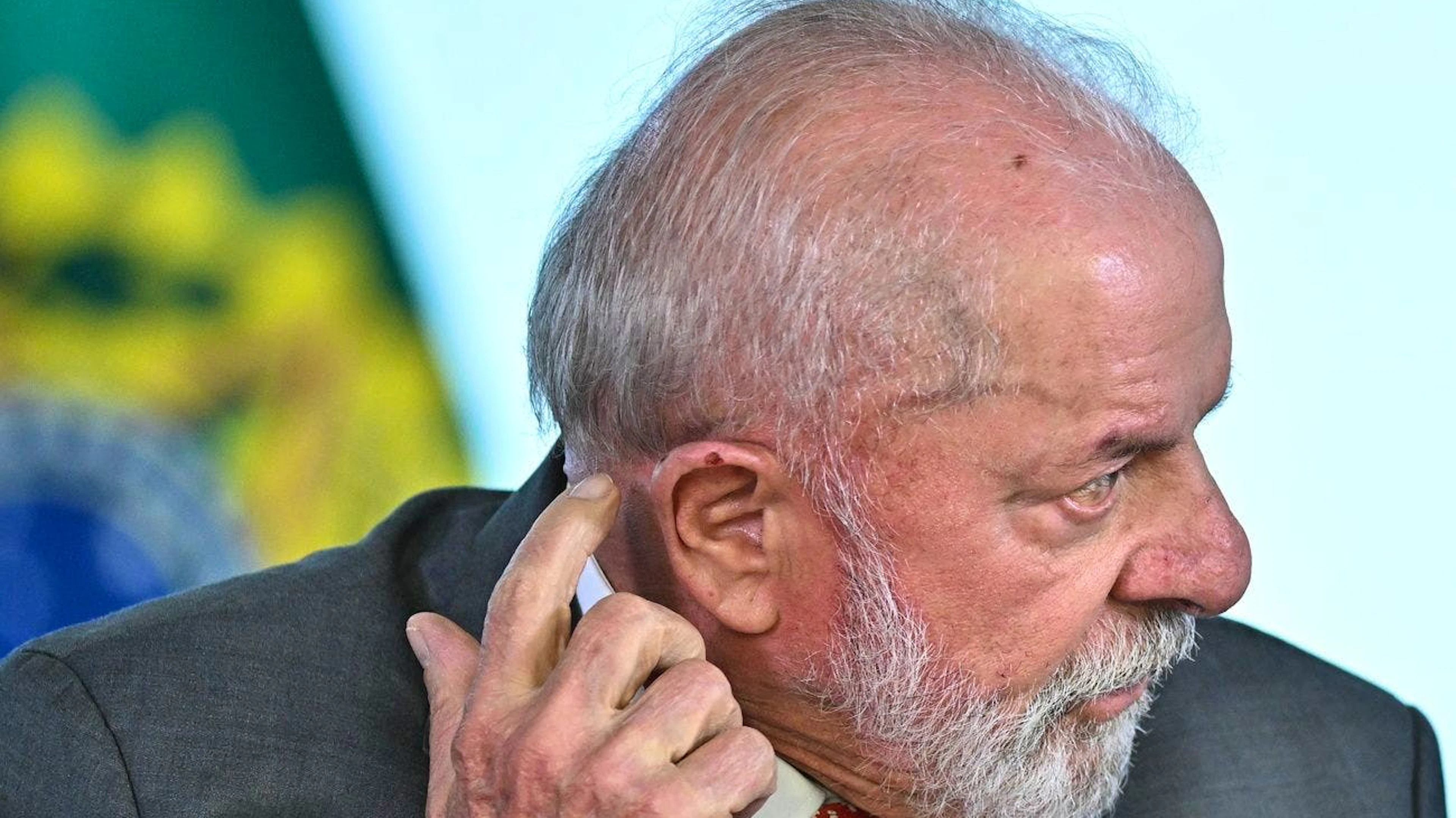 Luiz Inacio Lula da Silva a promis de «défendre (...) la souveraineté du peuple brésilien face aux mesures annoncées par le président des Etats-Unis».