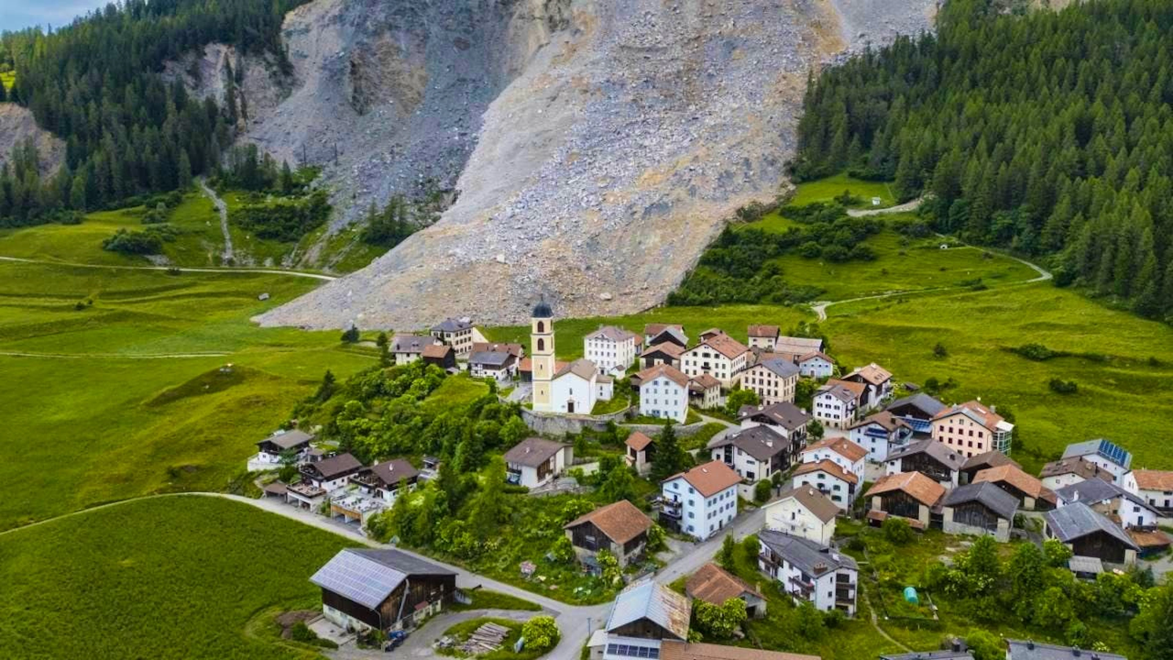 The hazard situation in Brienz GR remains tense. (archive picture)