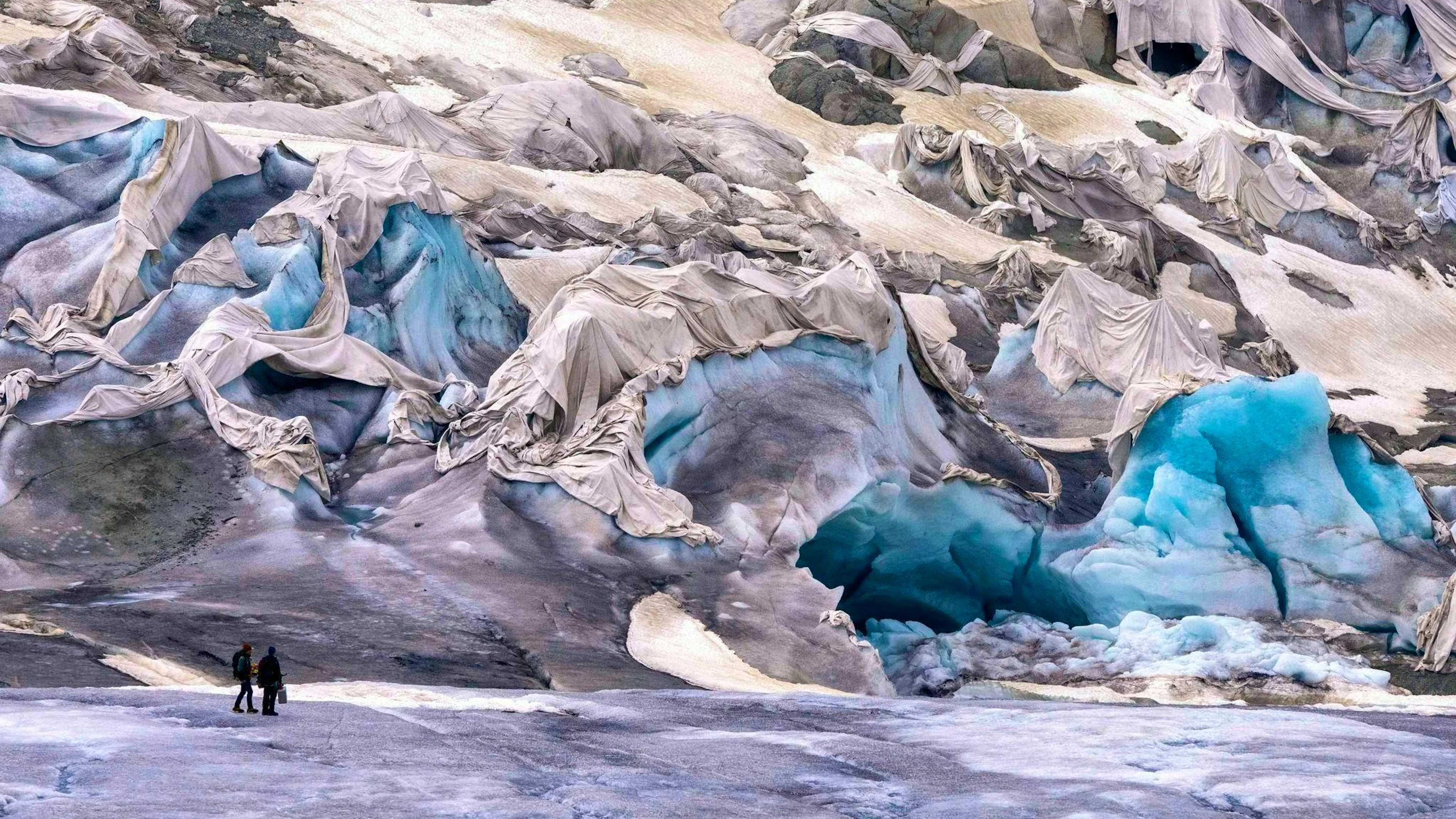 There has not been a year with glacier growth in the Swiss Alps for more than 20 years.