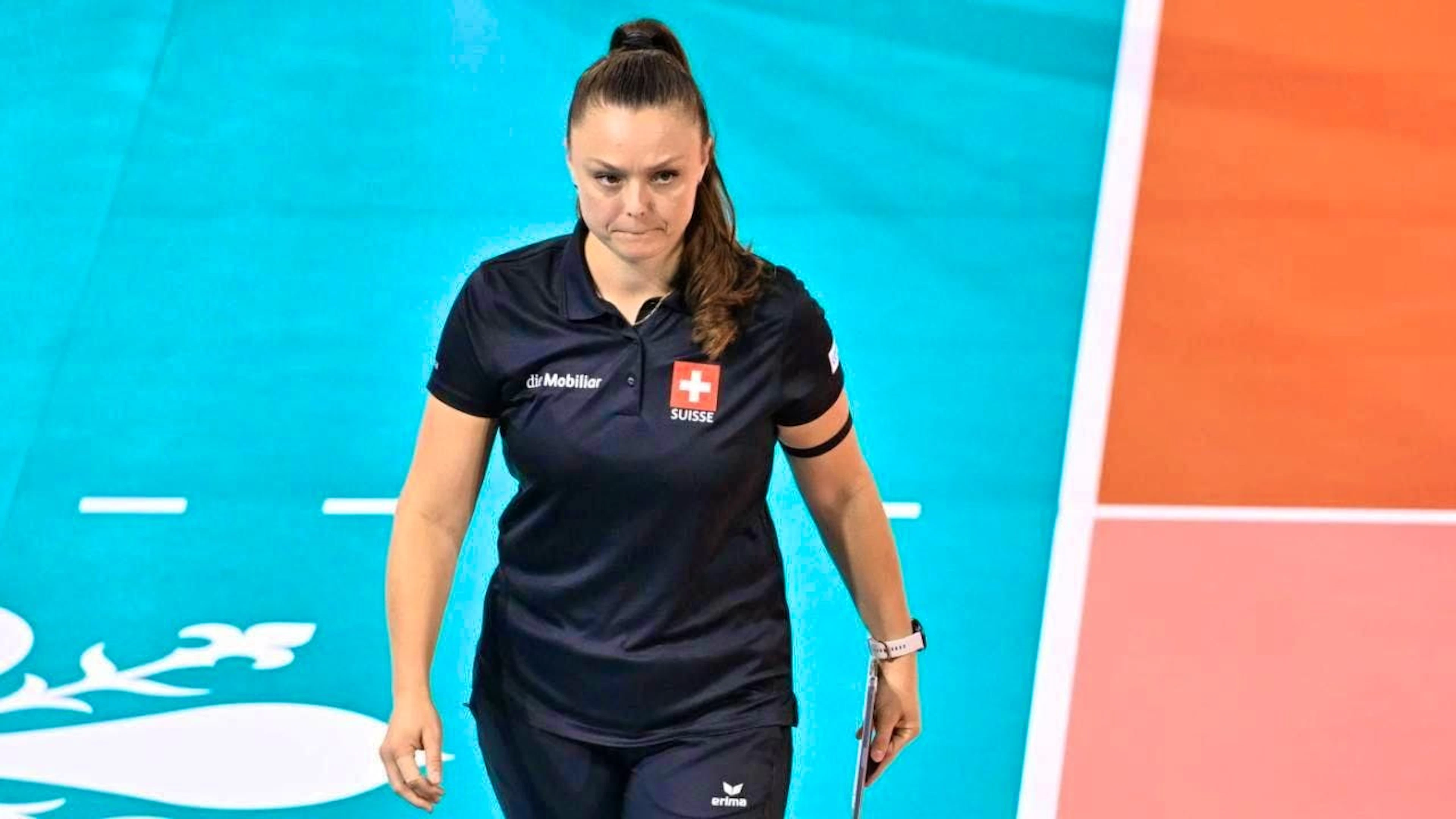 Swiss national coach Lauren Bertolacci has to come up with something for the last game against Finland