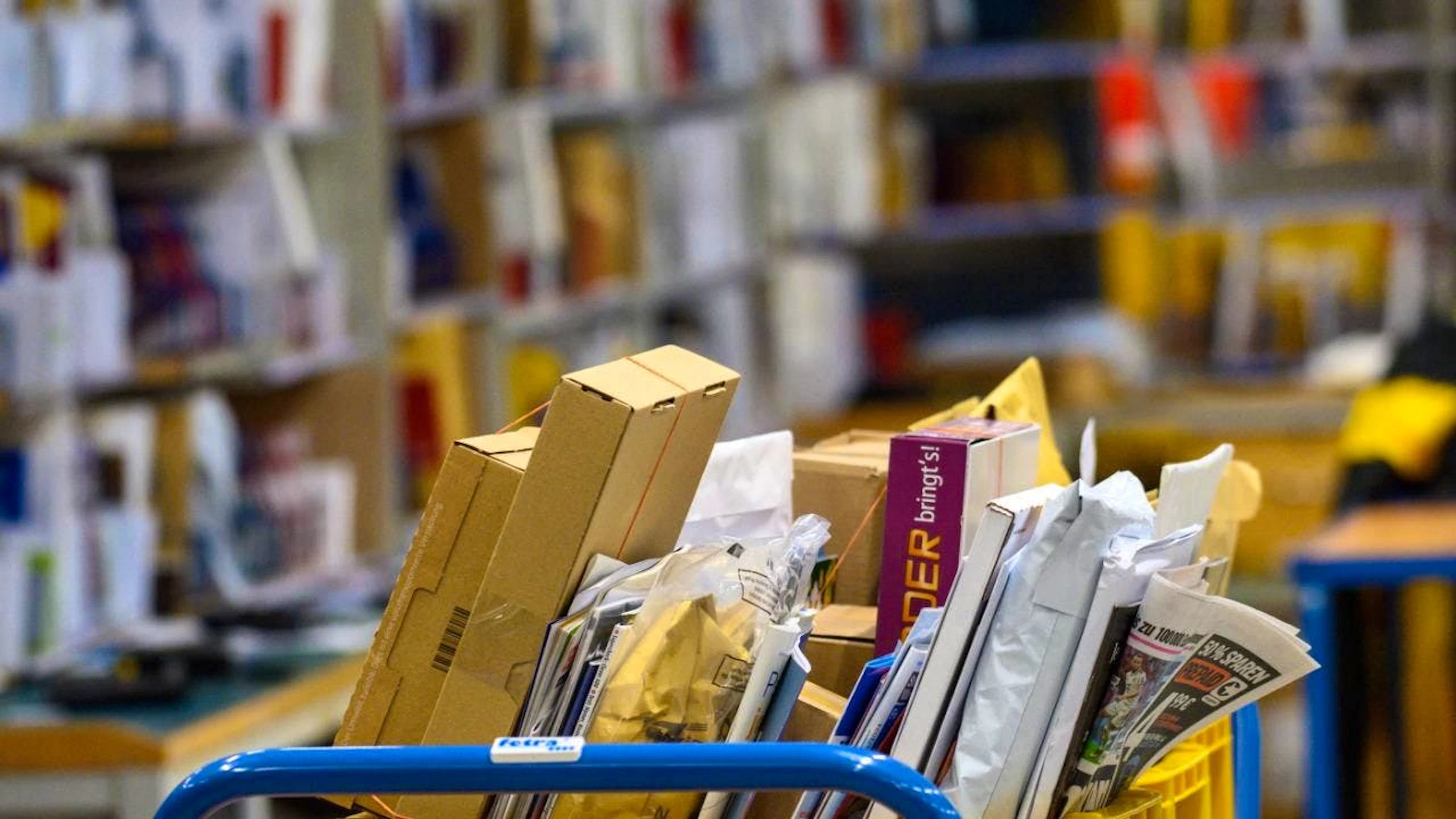 Mister Prezzi blocca gli aumenti previsti dalla Posta.