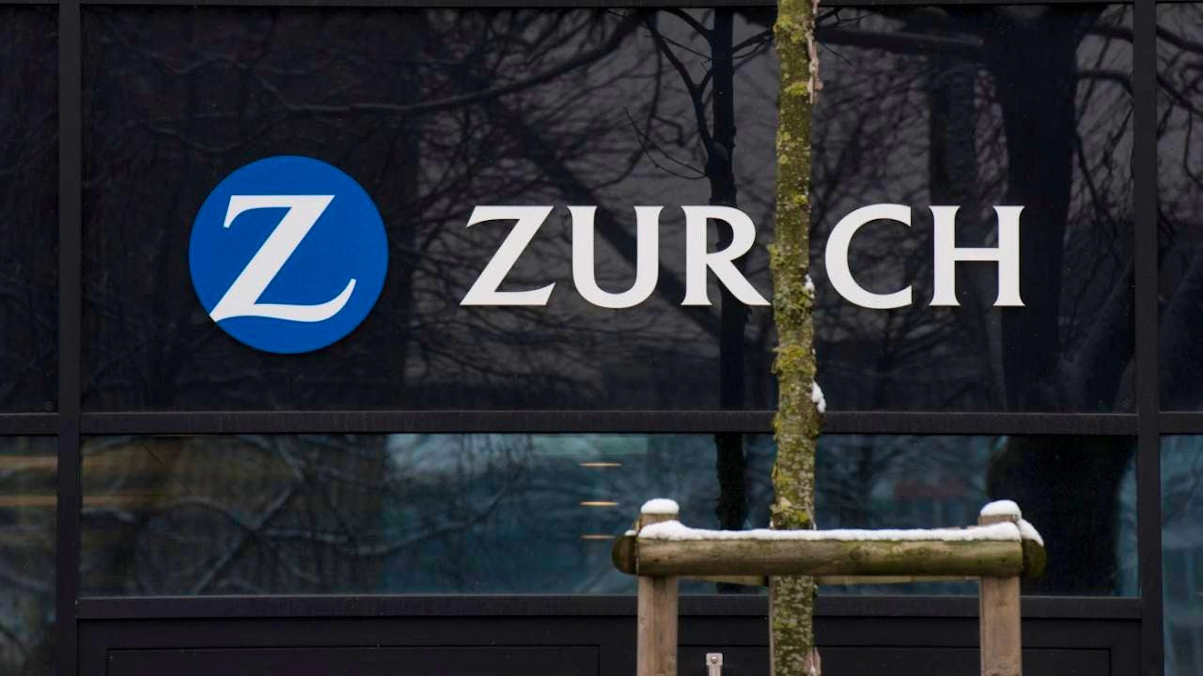 Die Versicherungsgruppe Zurich hat in der ersten Jahreshälfte 2025 den Gewinn gesteigert. Der Konzern wächst im Nichtleben- wie im Lebengeschäft profitabel.(Archivbild)
