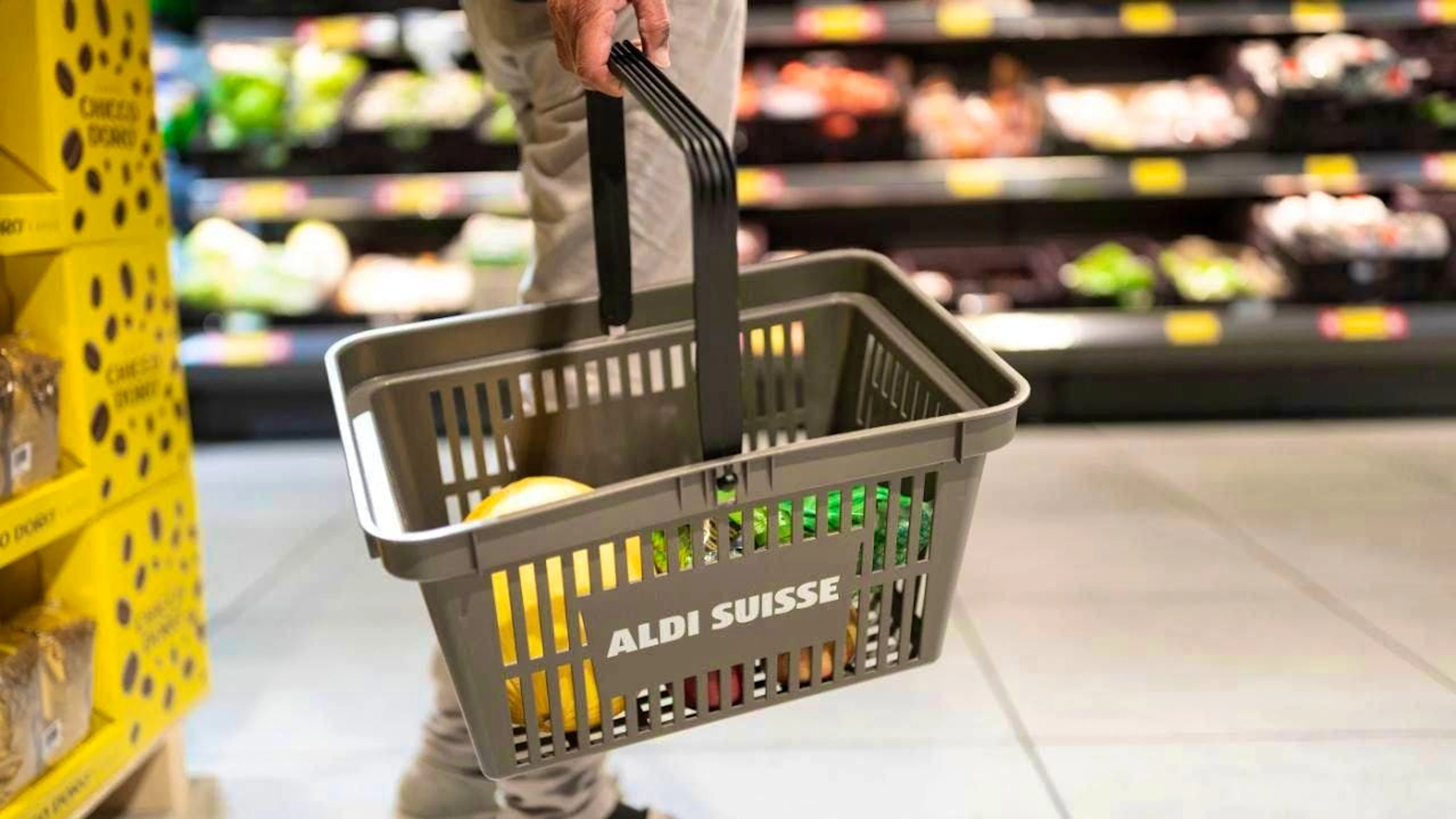 The mood of Swiss consumers hardly changed in July compared to the same month last year. At the same time, they are not very optimistic about future economic development. (symbolic image)