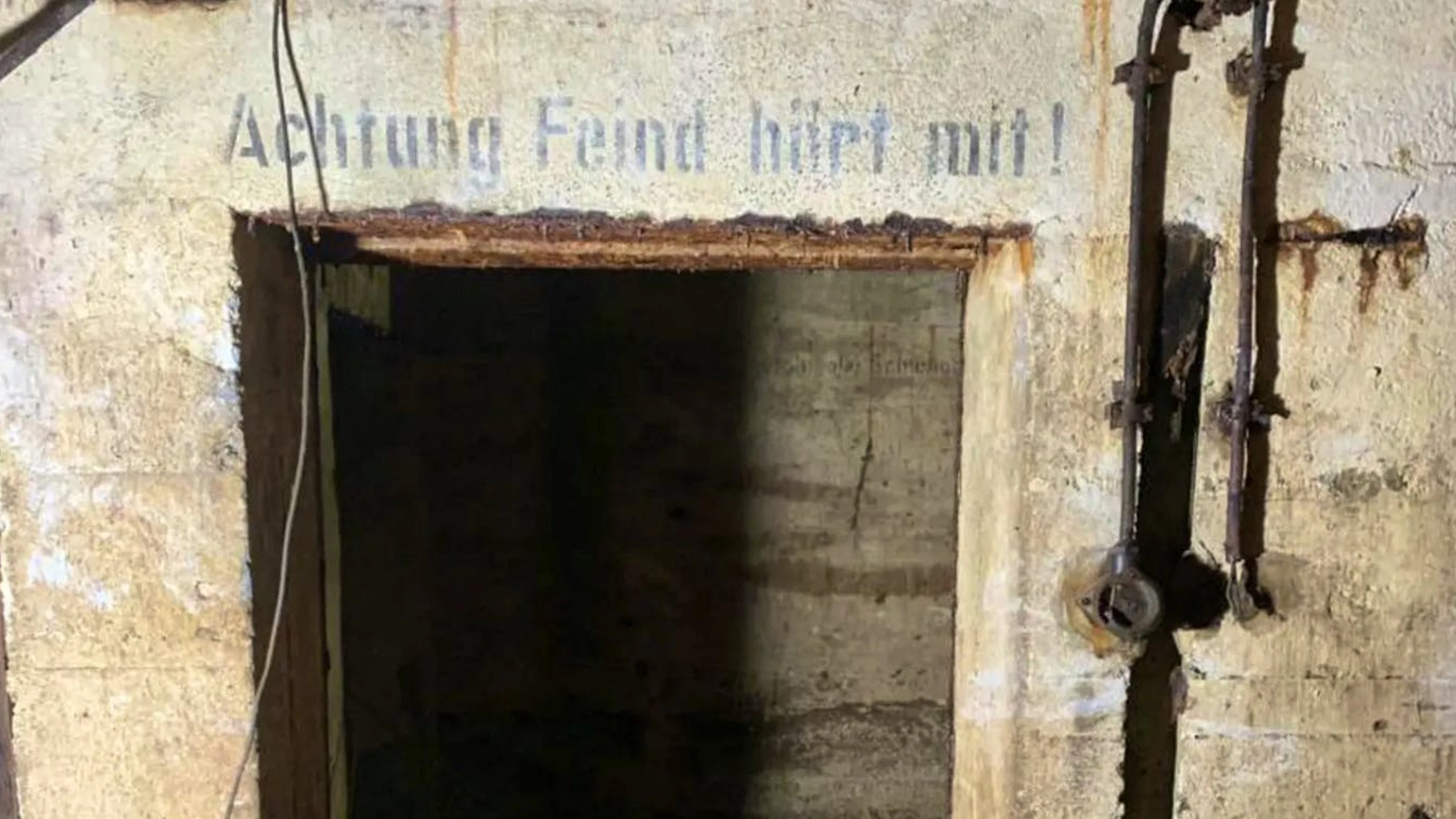 Im Bunker fanden sich lauter Phrasen auf Deutsch.