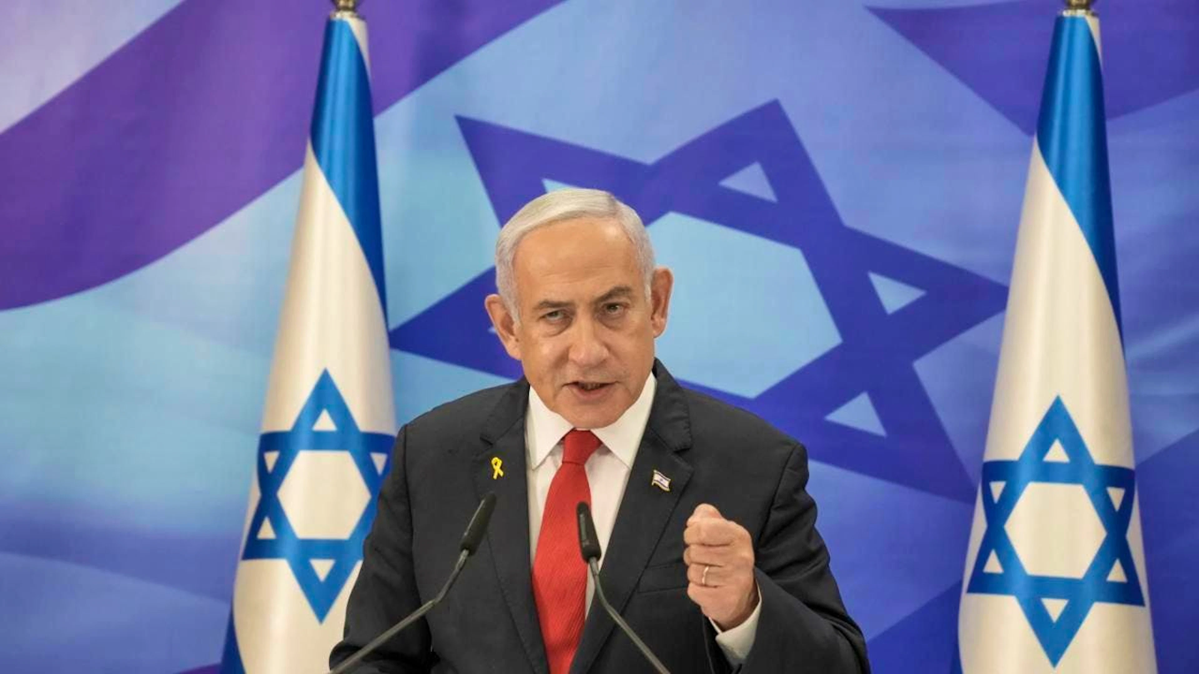 ARCHIV - Benjamin Netanjahu spricht während einer Pressekonferenz in Jerusalem. Foto: Maya Alleruzzo/AP/dpa/Archiv
