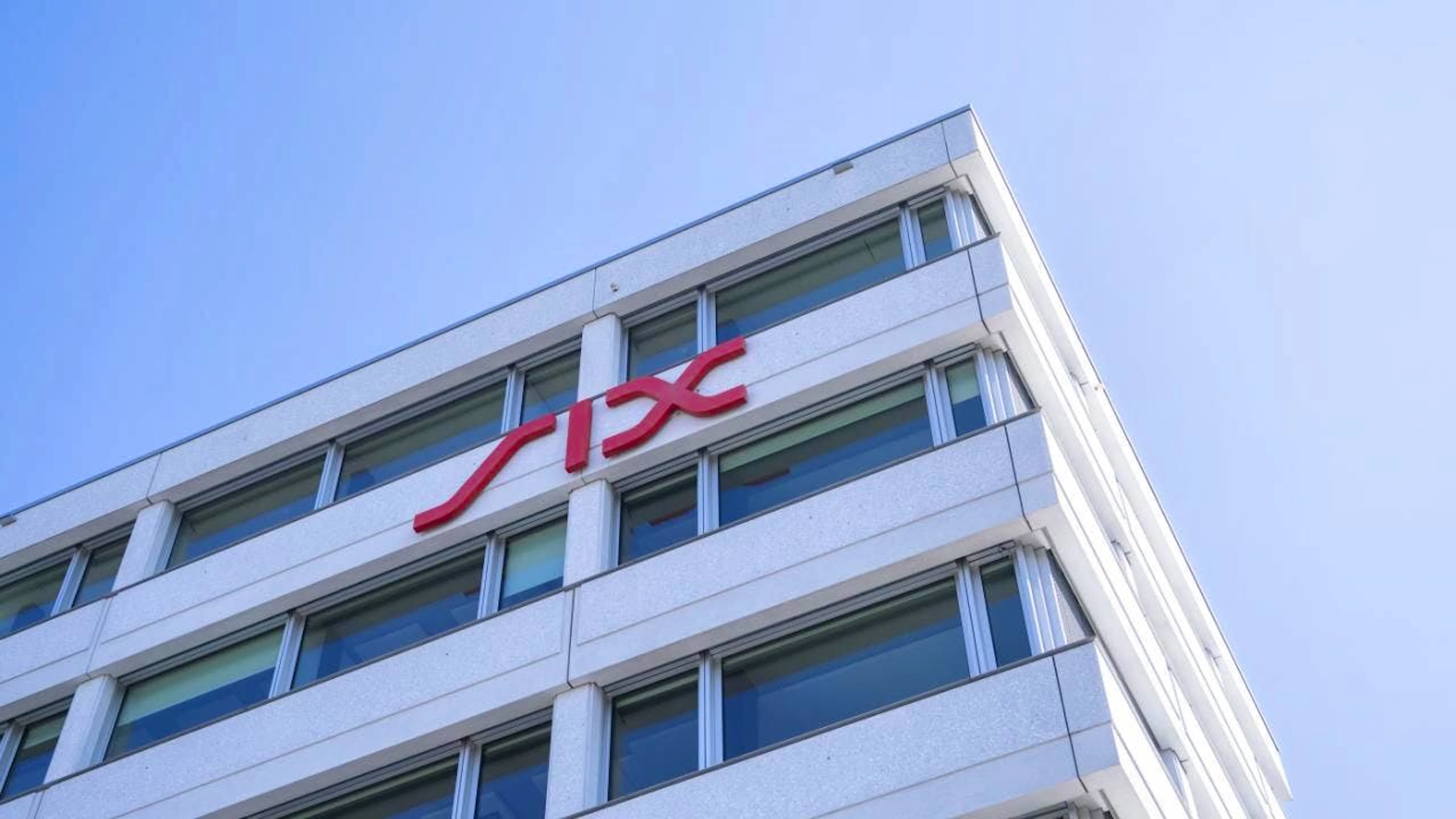 Parte bene la giornata per la Borsa svizzera.