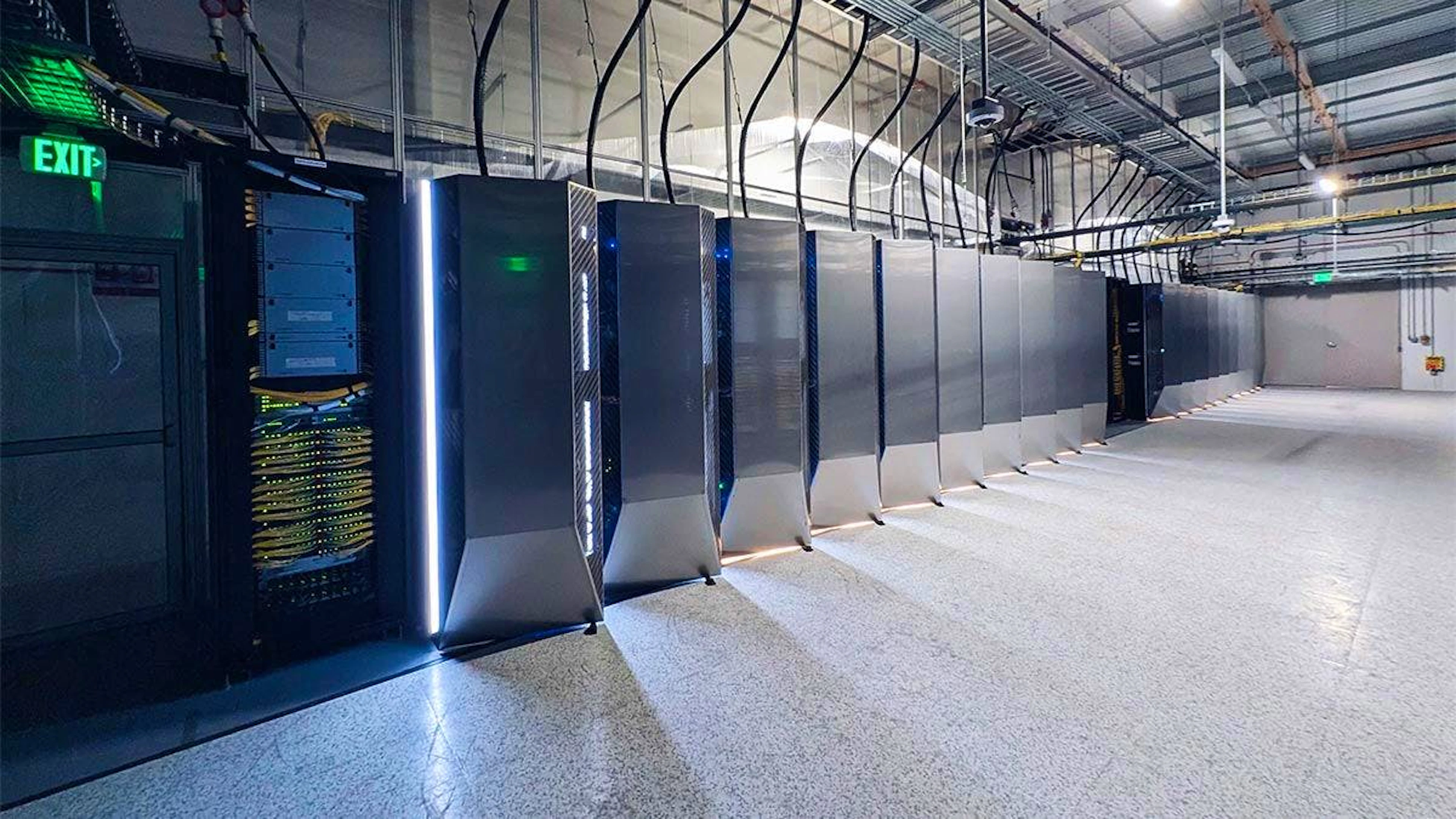 Teslas Supercomputer-Infrastruktur könnte unter dem Weggang eines hochrangigen Mitarbeiters leiden.
