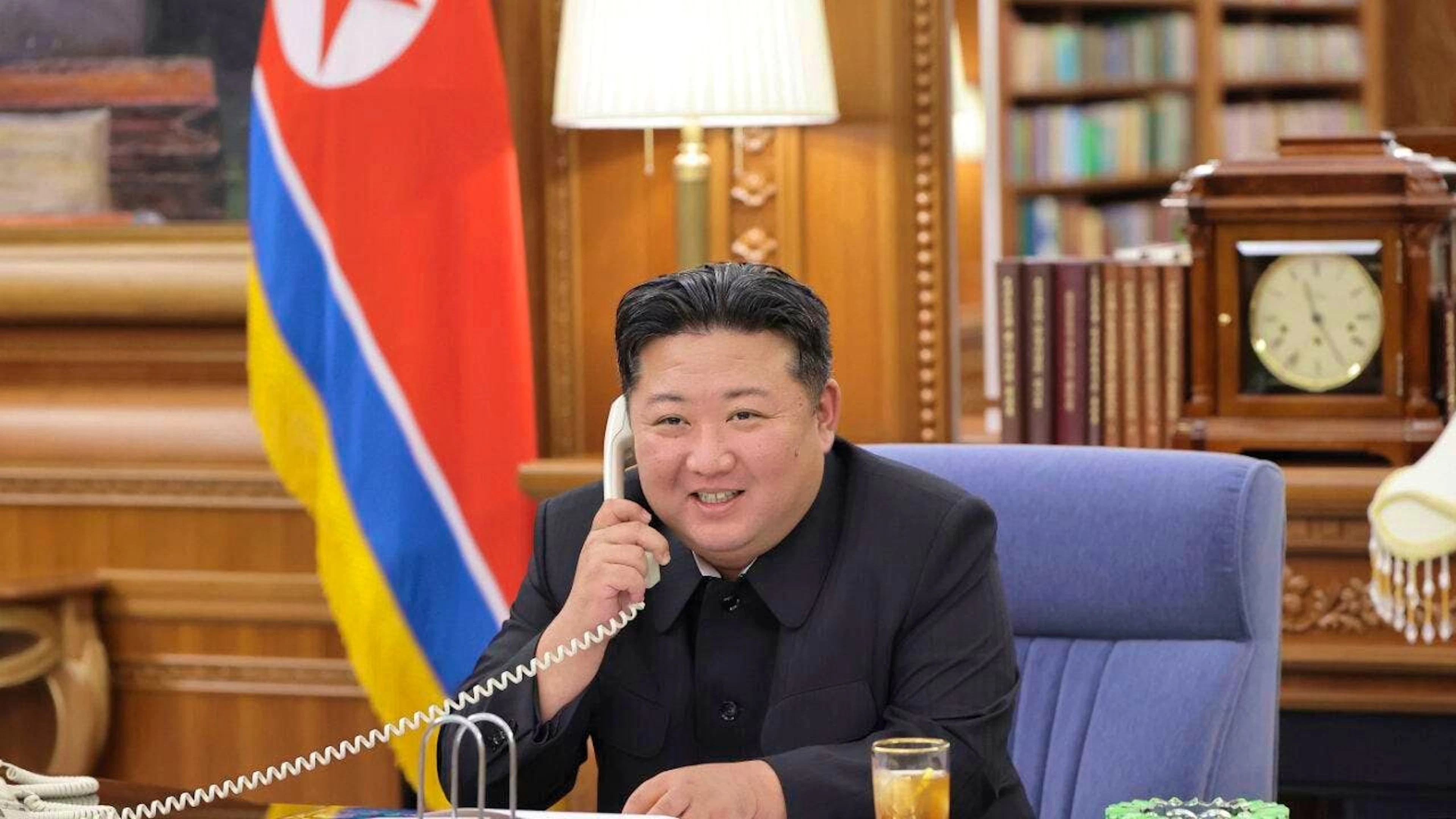 Il leader nordcoreano Kim Jong-un ha espresso il suo "pieno sostegno" alla Russia.