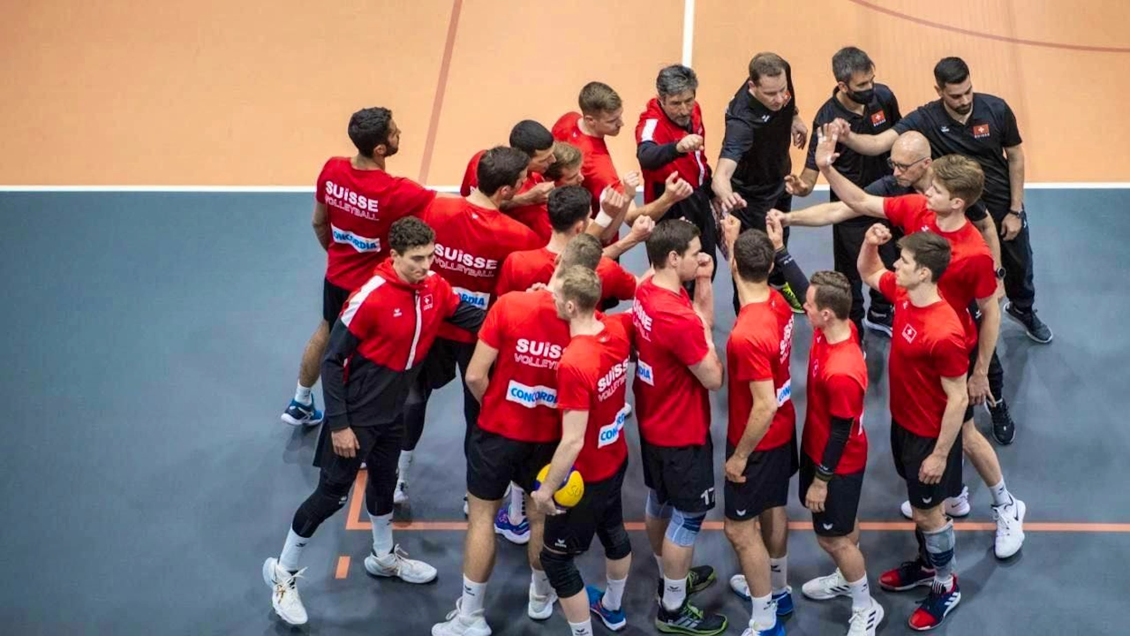 The Swiss men's national volleyball team faces a crucial week