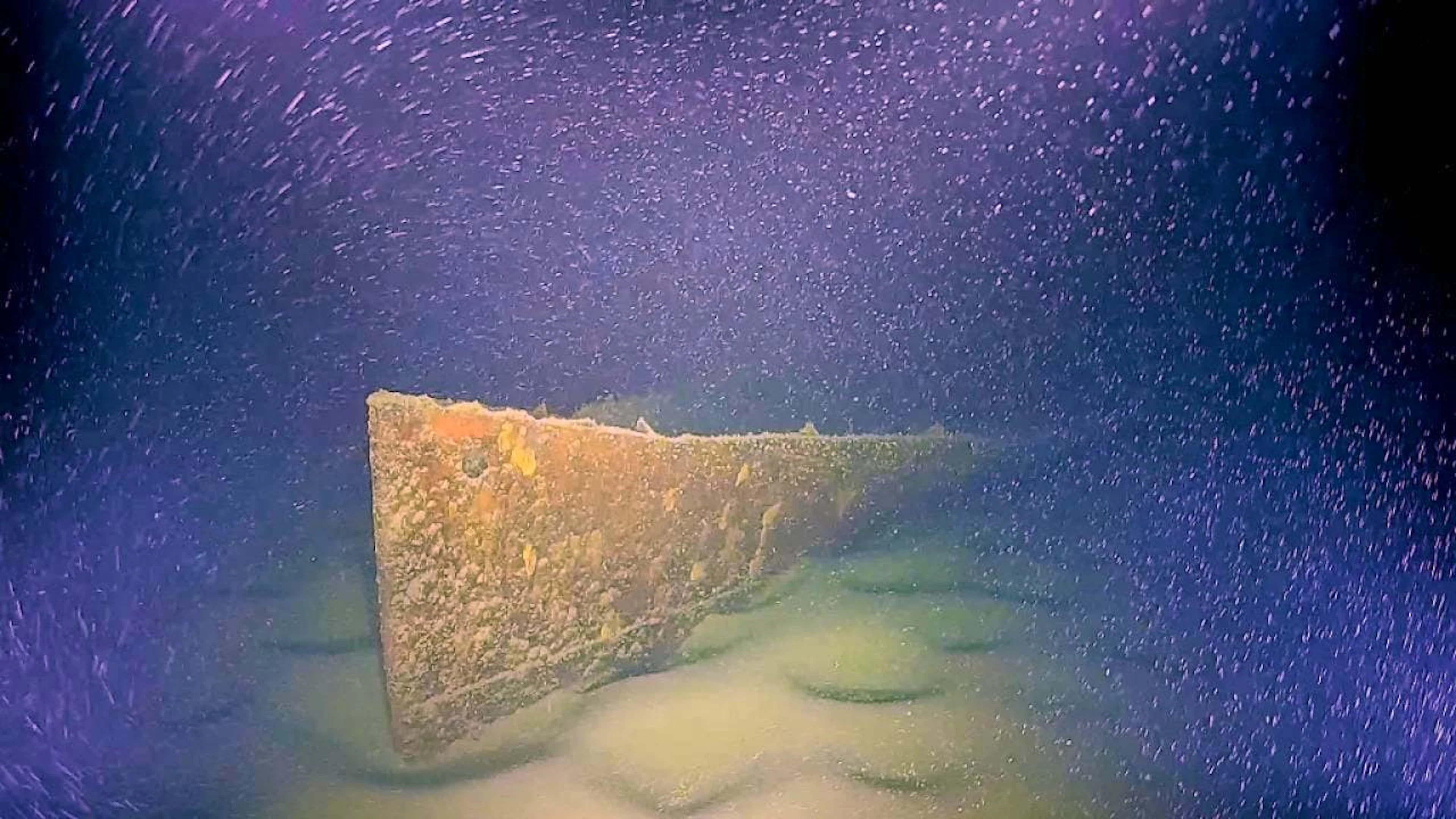 Forscher des Landesamts für Denkmalpflege (LAD) entdeckten den Bug des Rumpfes der SD Friedrichshafen II am Grund des Bodensees.