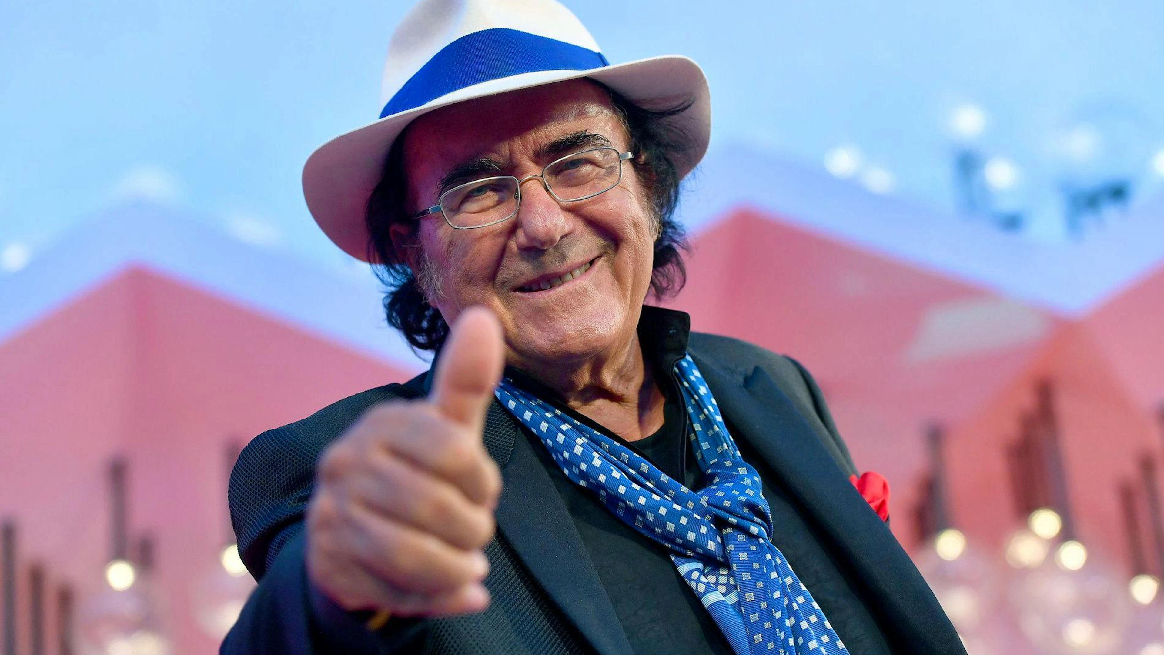 Al Bano Carrisi ha inciso il suo primo disco «La strada/Devo dirti di no» nel 1965: un monumento della musica italiana.