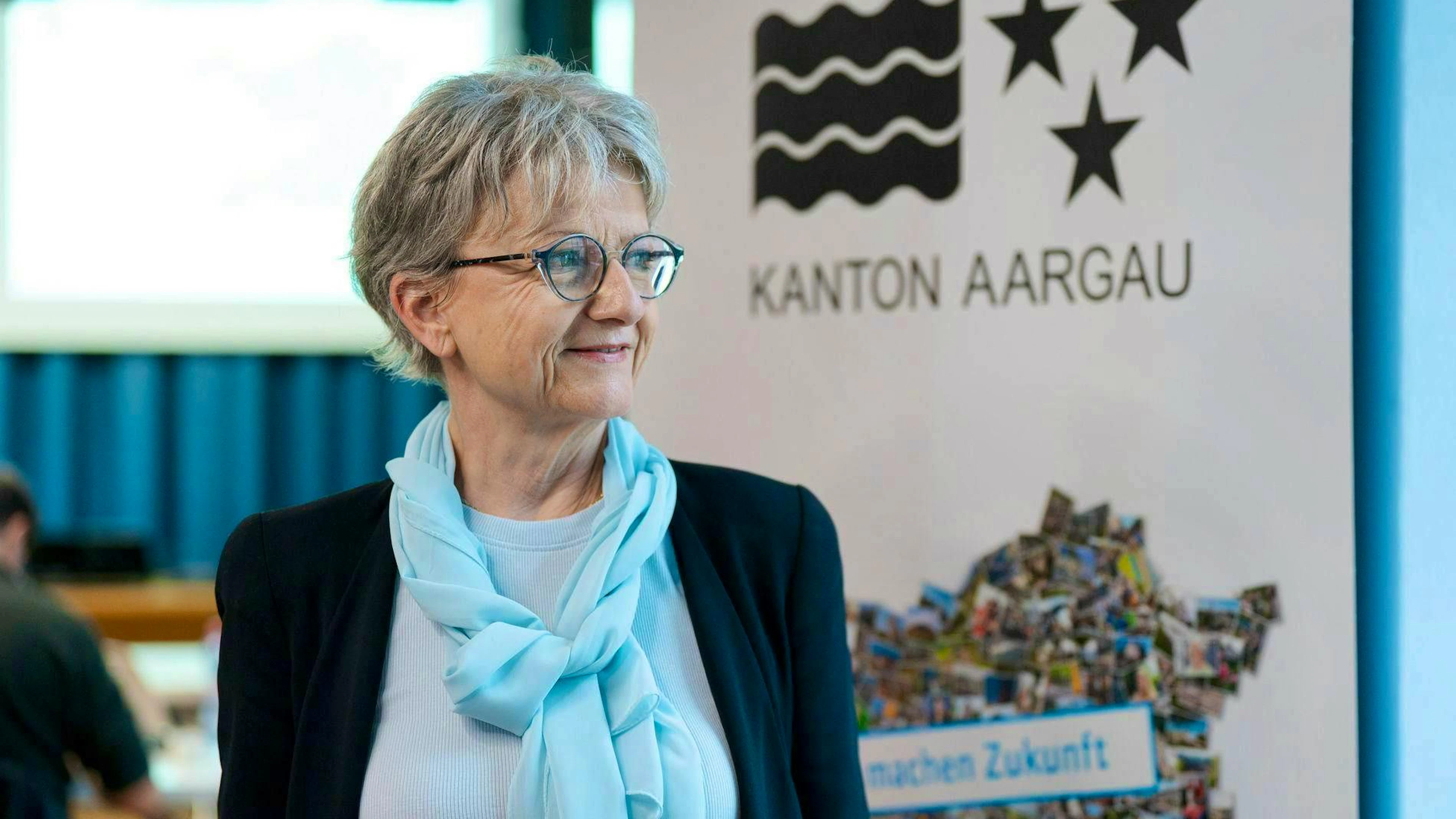 The Aargau centrist National Councillor Maya Bally wants to become parliamentary group leader.