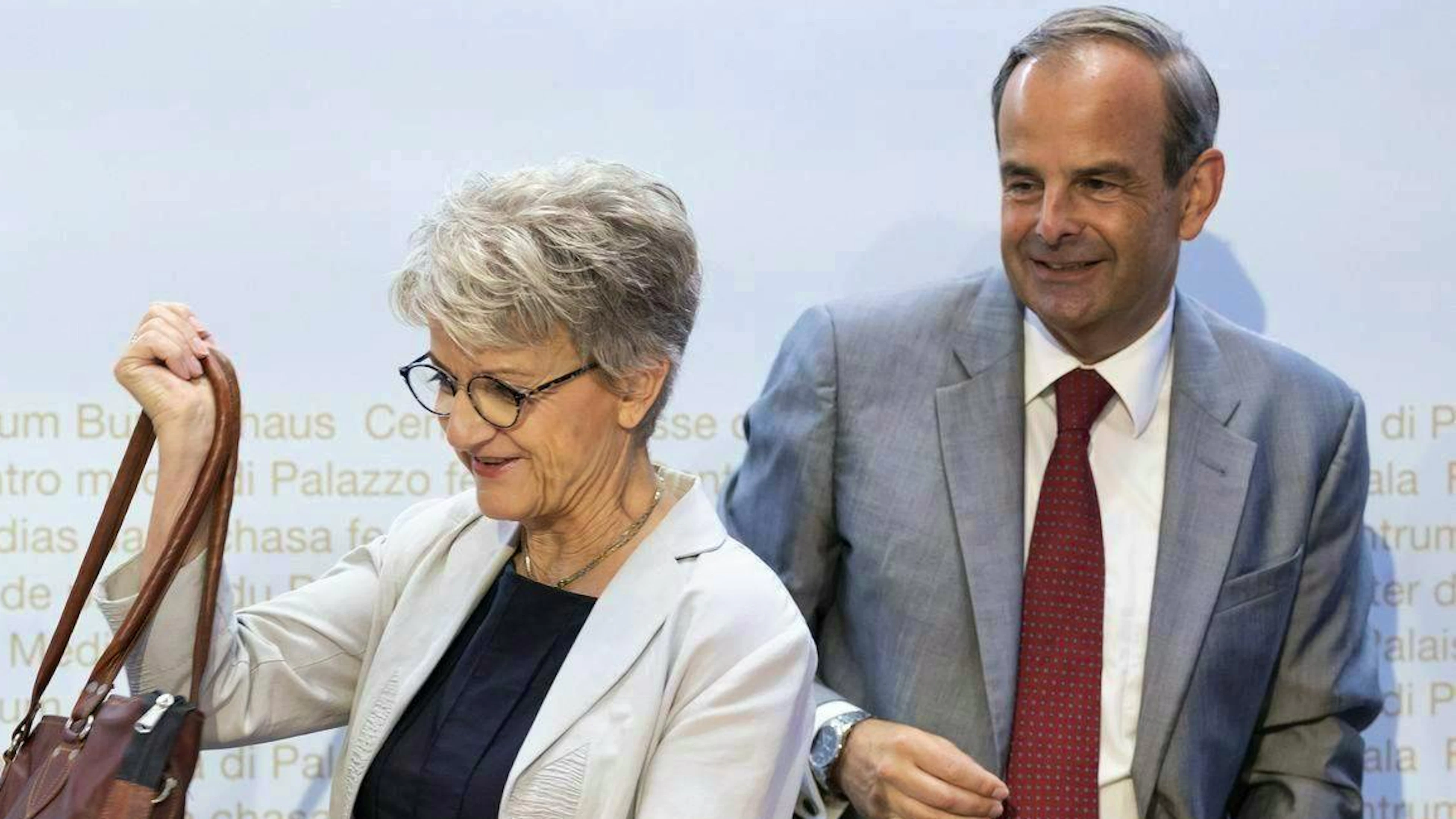 Maya Bally (left) together with former party leader Gerhard Pfister.