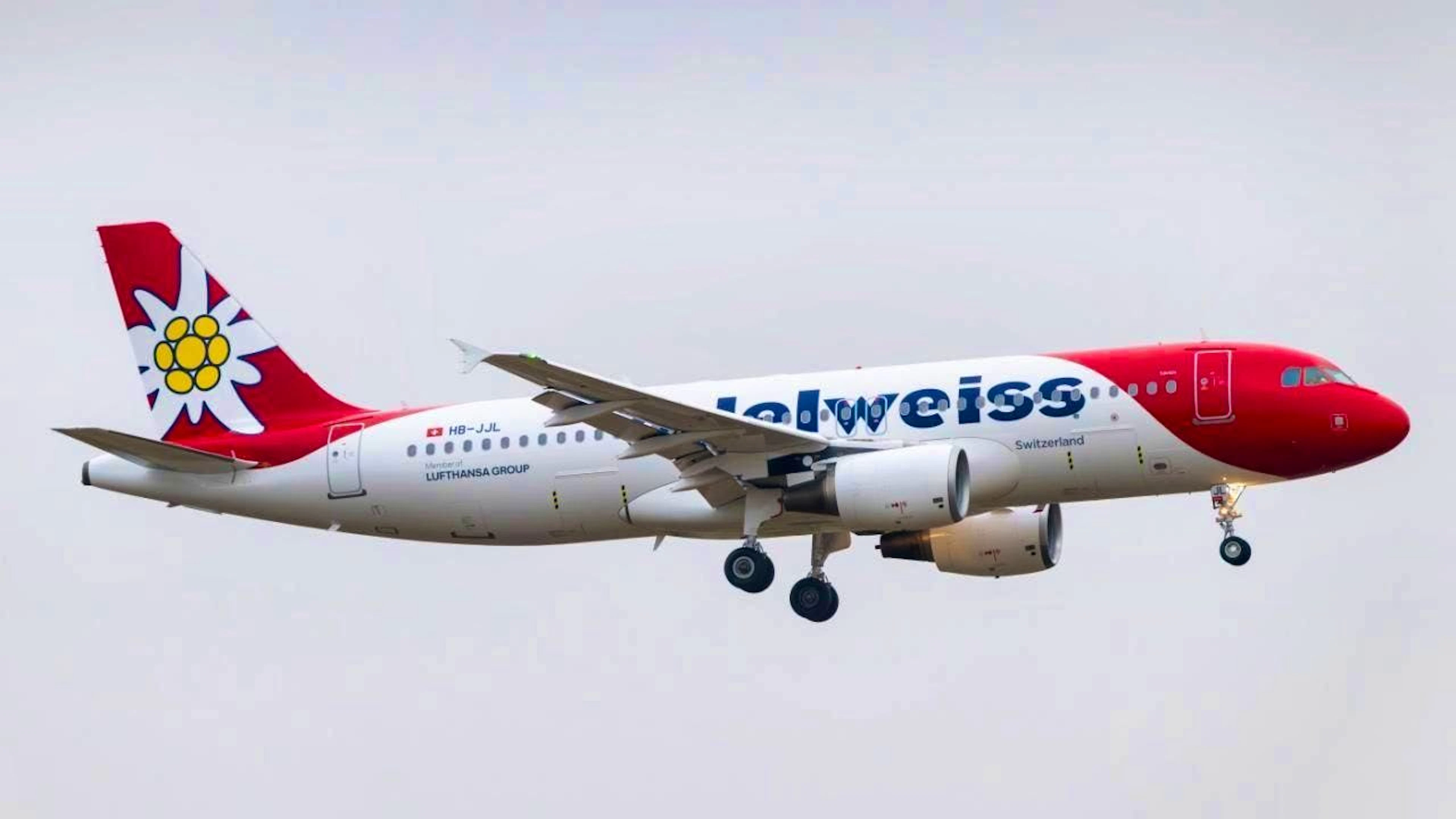 An Edelweiss flight from Catania had to take off from Zurich.
