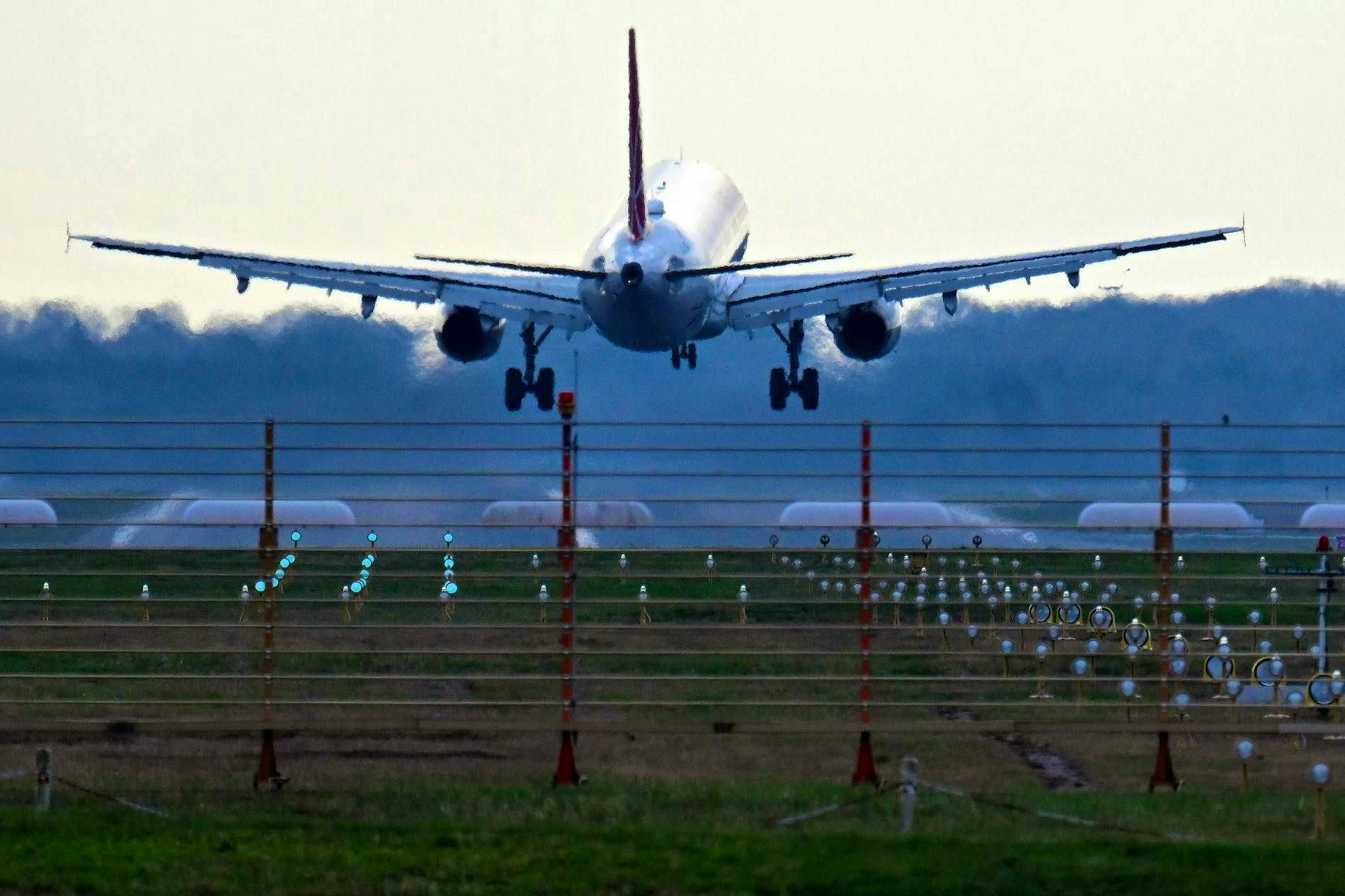 A plane on its way to Manchester had to make a stopover at Cologne/Bonn Airport due to a rowdy female passenger.