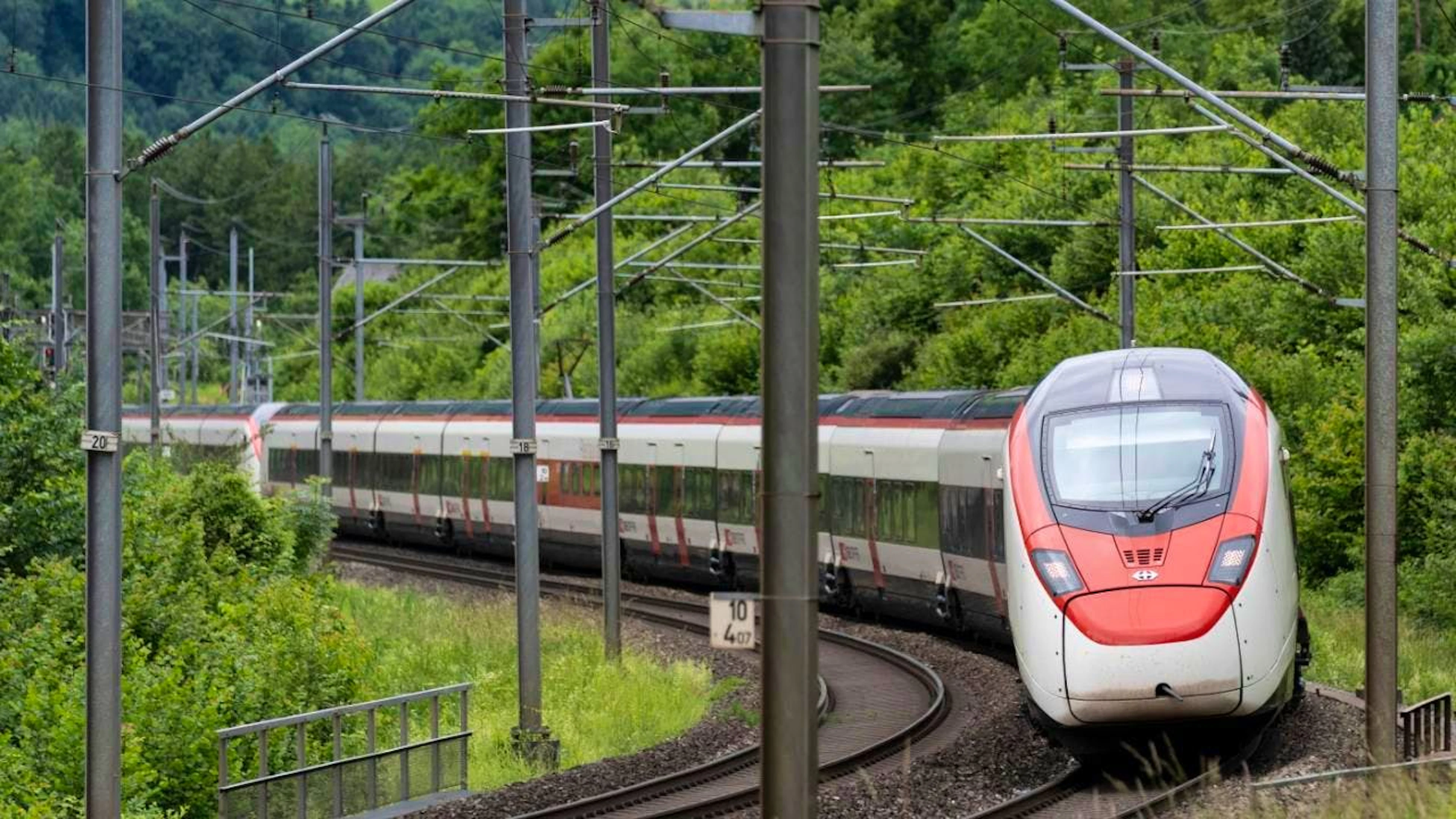 I costi di manutenzione e il calo dei ricavi nel traffico merci spingono l'utile delle FFS verso il basso. (Immagine d'archivio).
