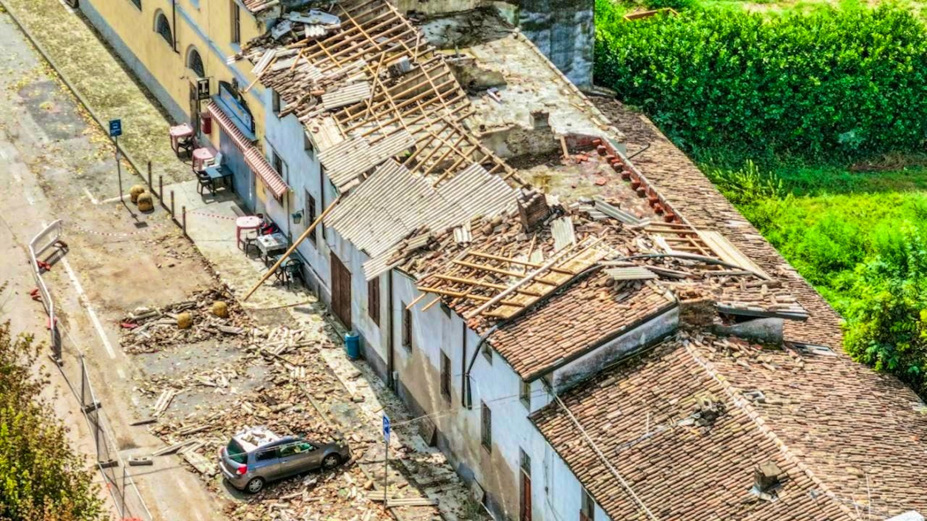 dpatopbilder - An aerial photo shows severe damage after storms in Italy. Here you can see the area of Verretto in northern Italy. Photo: Jason Tschepljakow/dpa