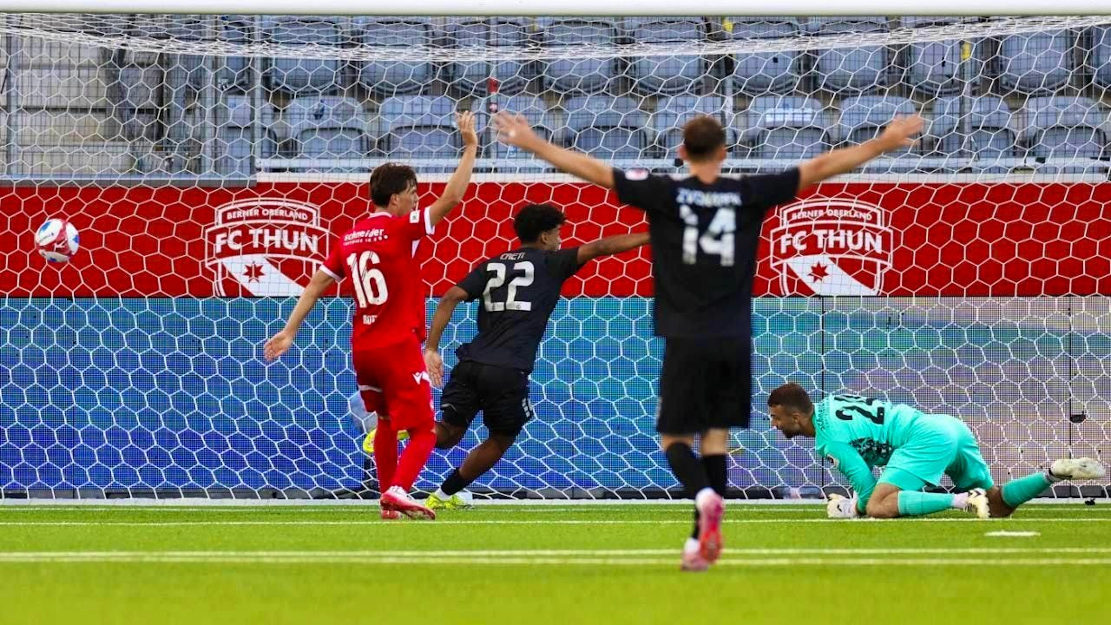 Pantaleo Creti scored for the Grasshoppers in a 1-1 draw in Thun