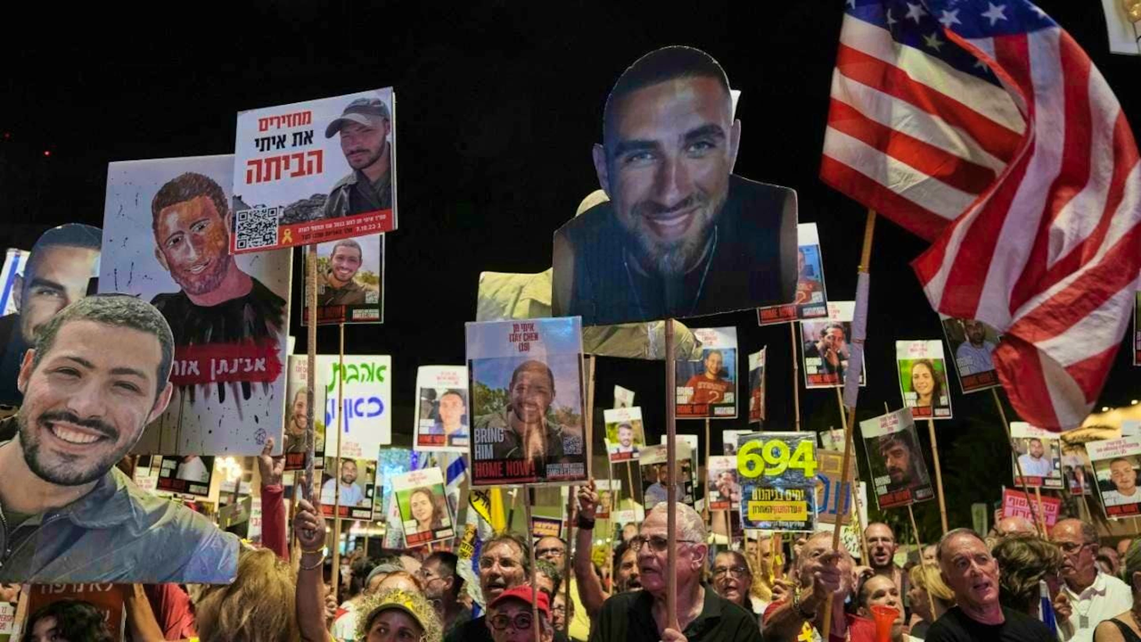 People take part in a rally demanding the immediate release of all hostages held by Hamas and an end to the war in the Gaza Strip. Photo: Mahmoud Illean/AP/dpa