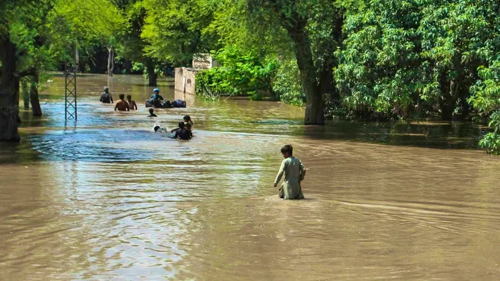 Pakistan: Around four million people affected by floods