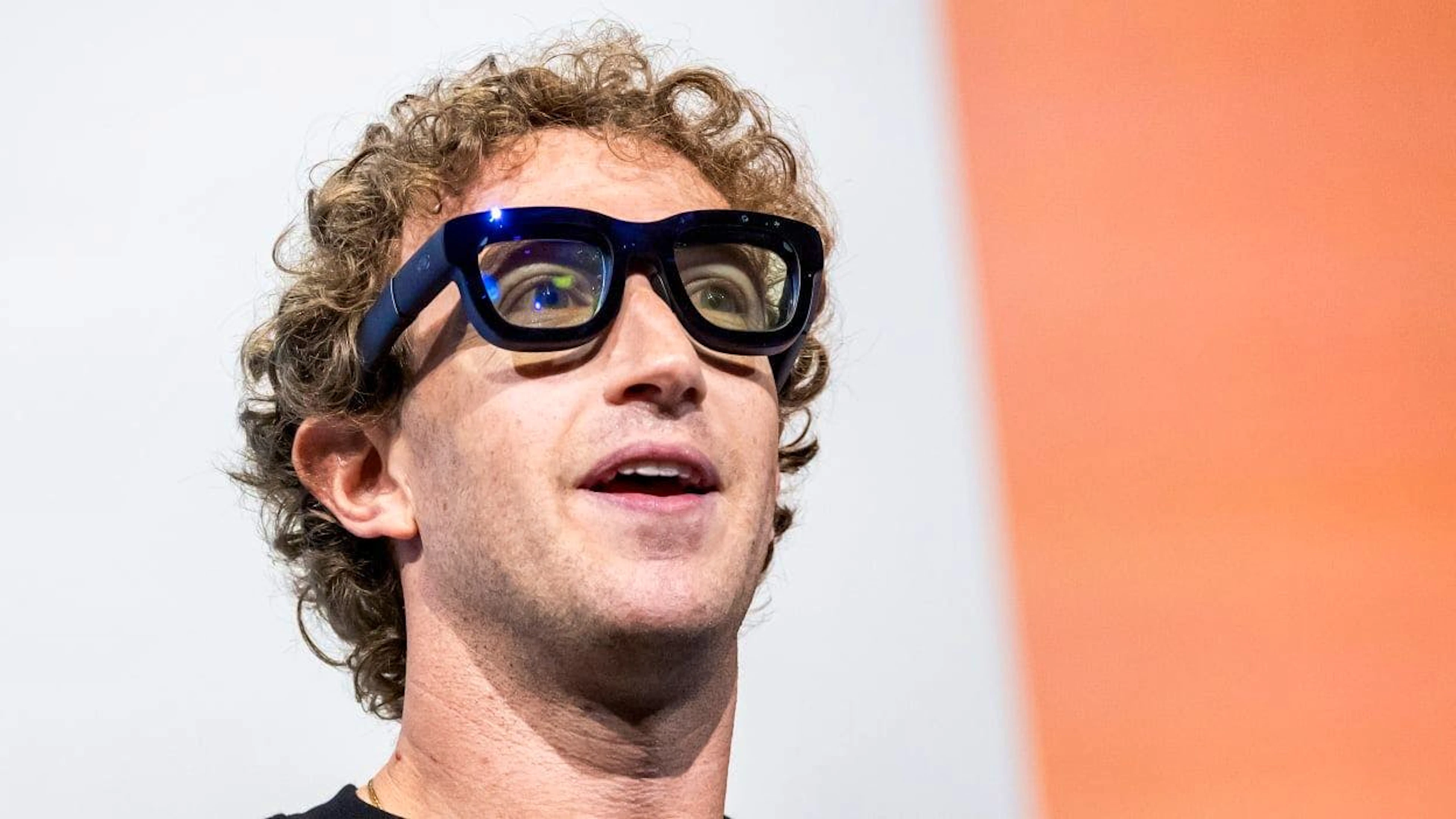 Mark Zuckerberg blickt nicht immer positiv in die Zukunft.