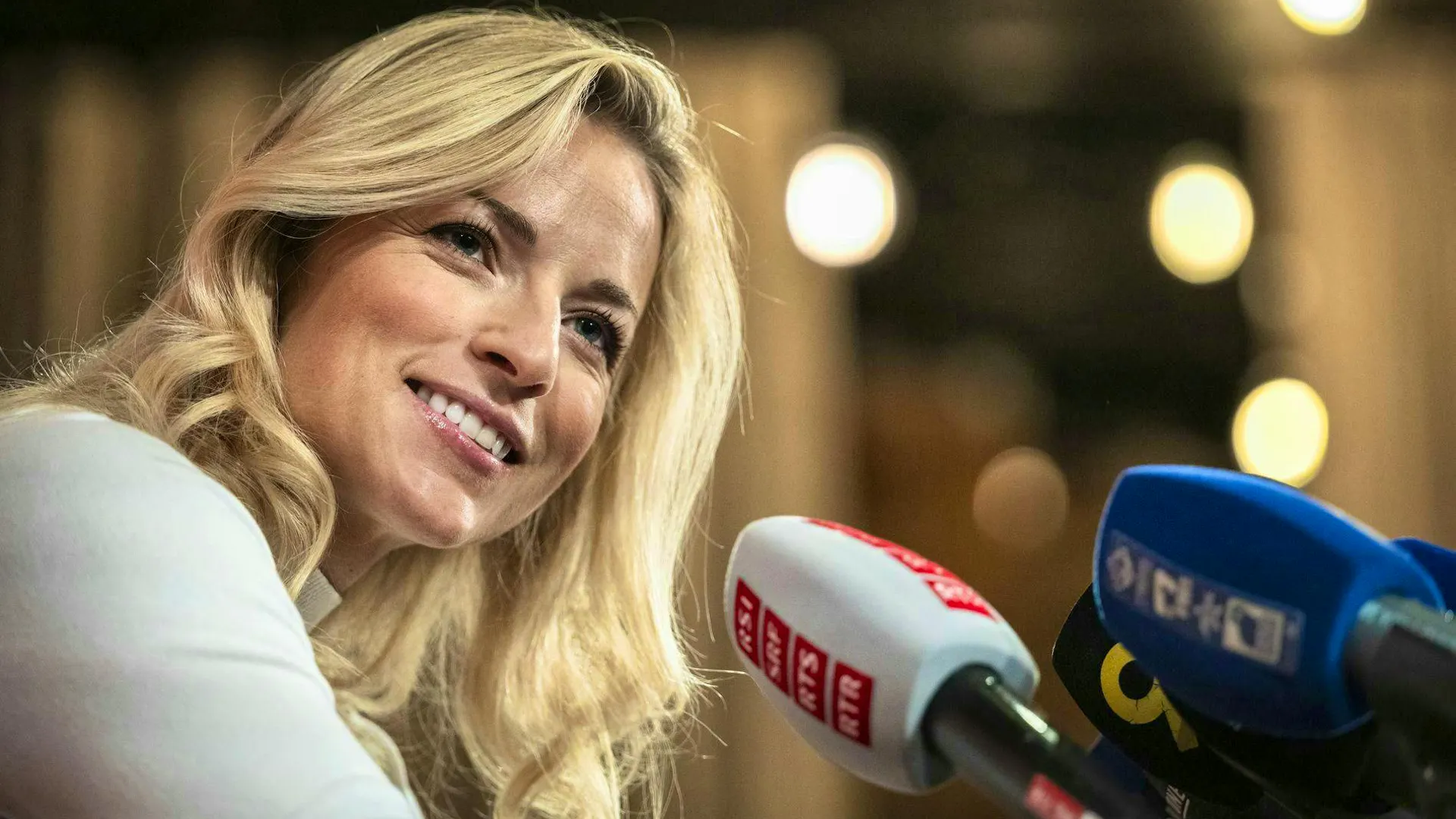 This is Lara Gut-Behrami's new head sponsor
