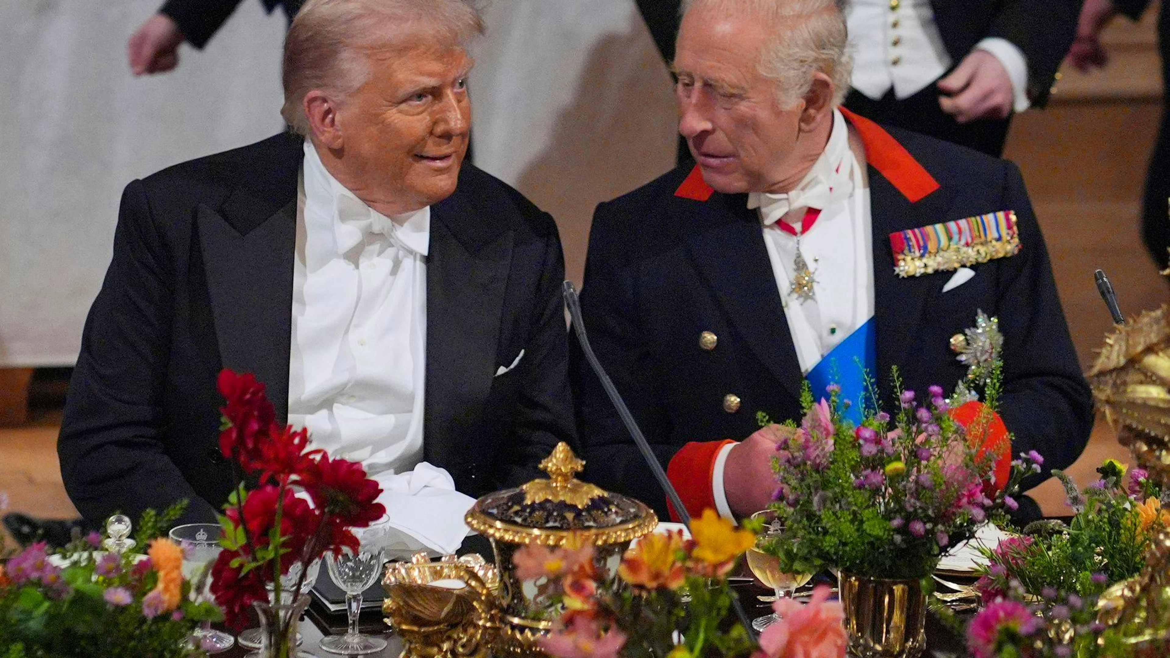 Trump voulait offrir au roi britannique l'une des épées d'Eisenhower dans le cadre de la visite d'Etat.