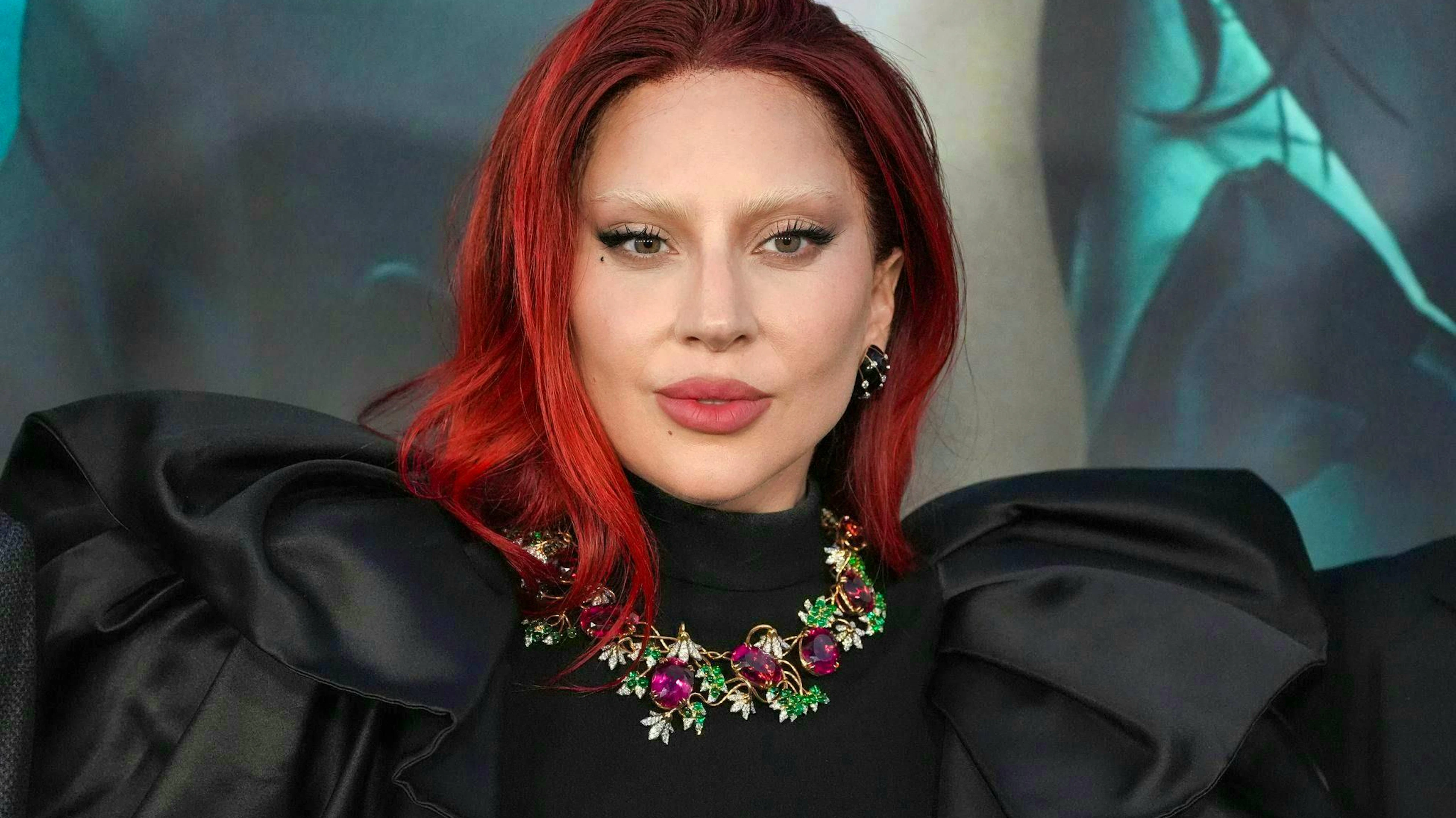 "Poker Face" is an ode to bisexuality.