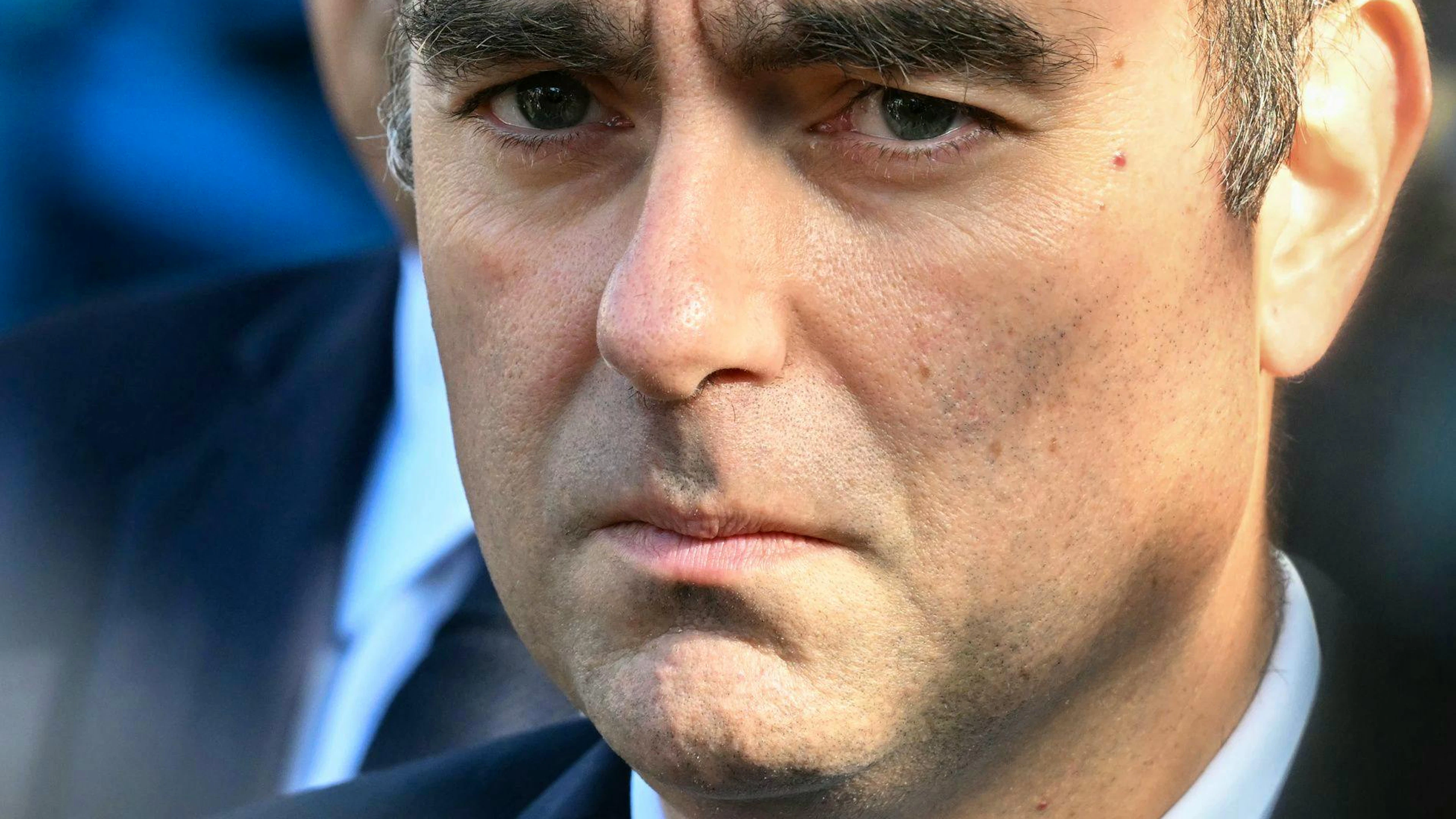 Sébastien Lecornu, qui a démissionné lundi dernier parce que «les conditions n'étaient plus remplies», a fait monter la pression dimanche en promettant dans la presse dominicale qu'il ferait de même si ces conditions «n'étaient plus remplies à nouveau».